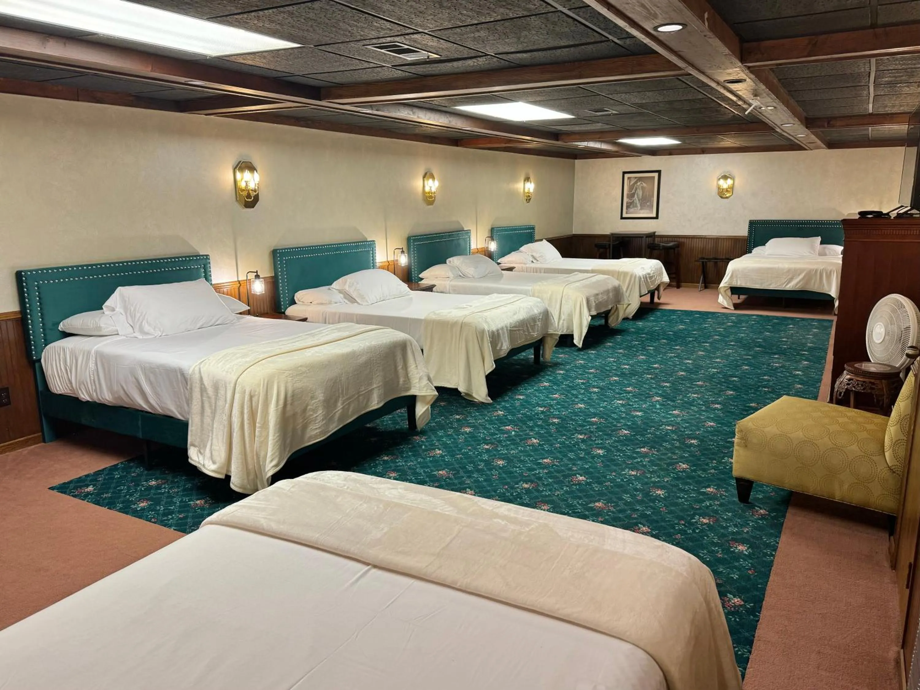 Bed in Fenway House Hotel