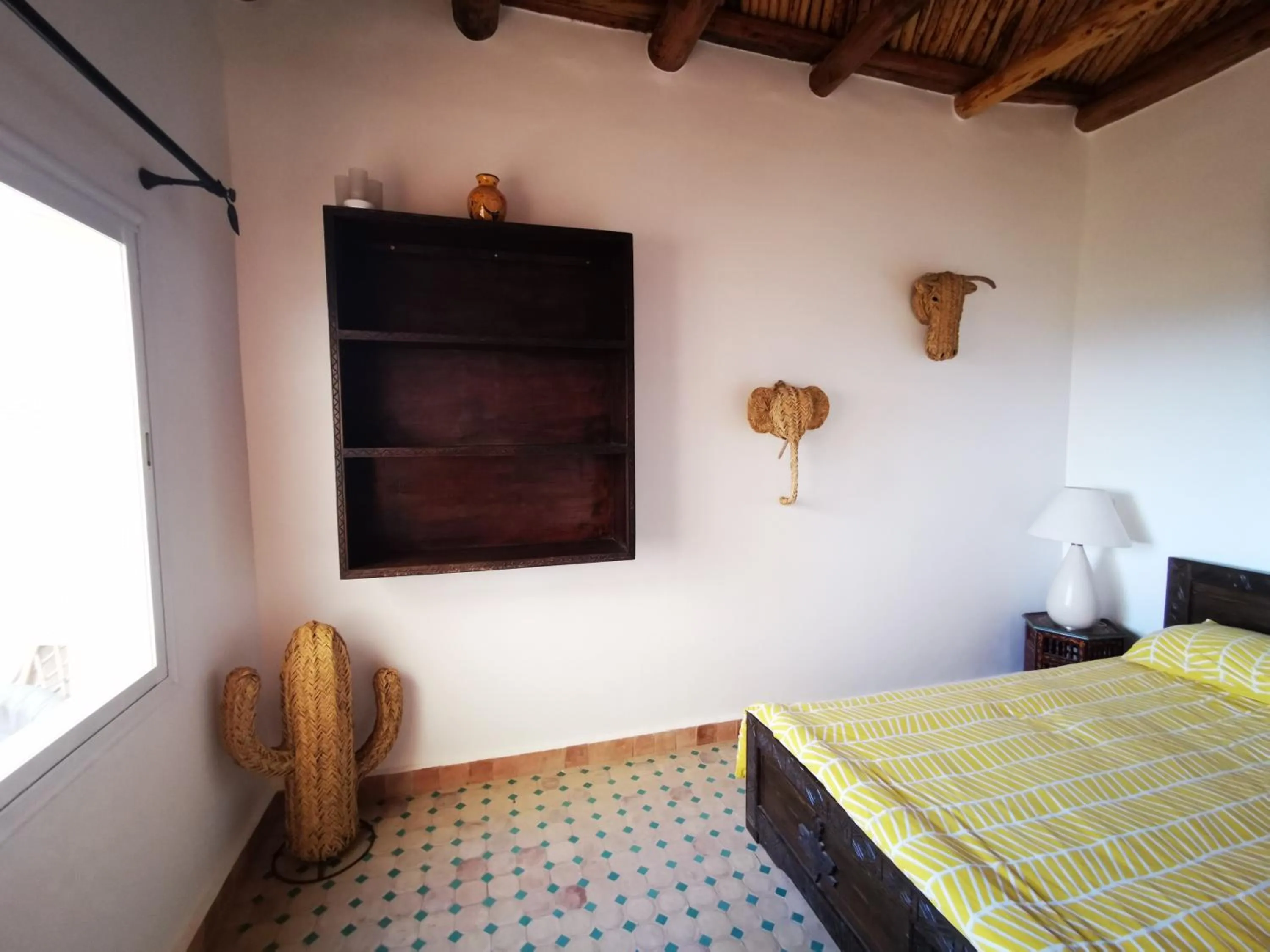 Photo of the whole room, Bed in Travel Surf Morocco