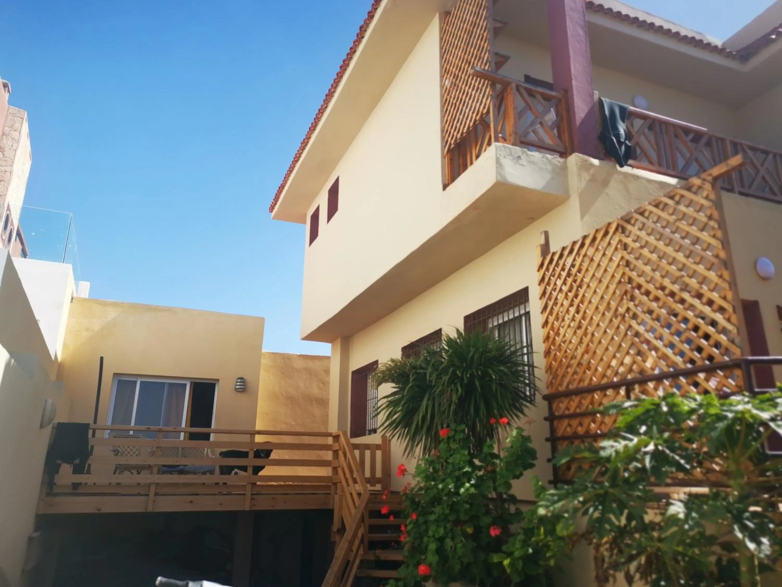 Facade/entrance in Travel Surf Morocco