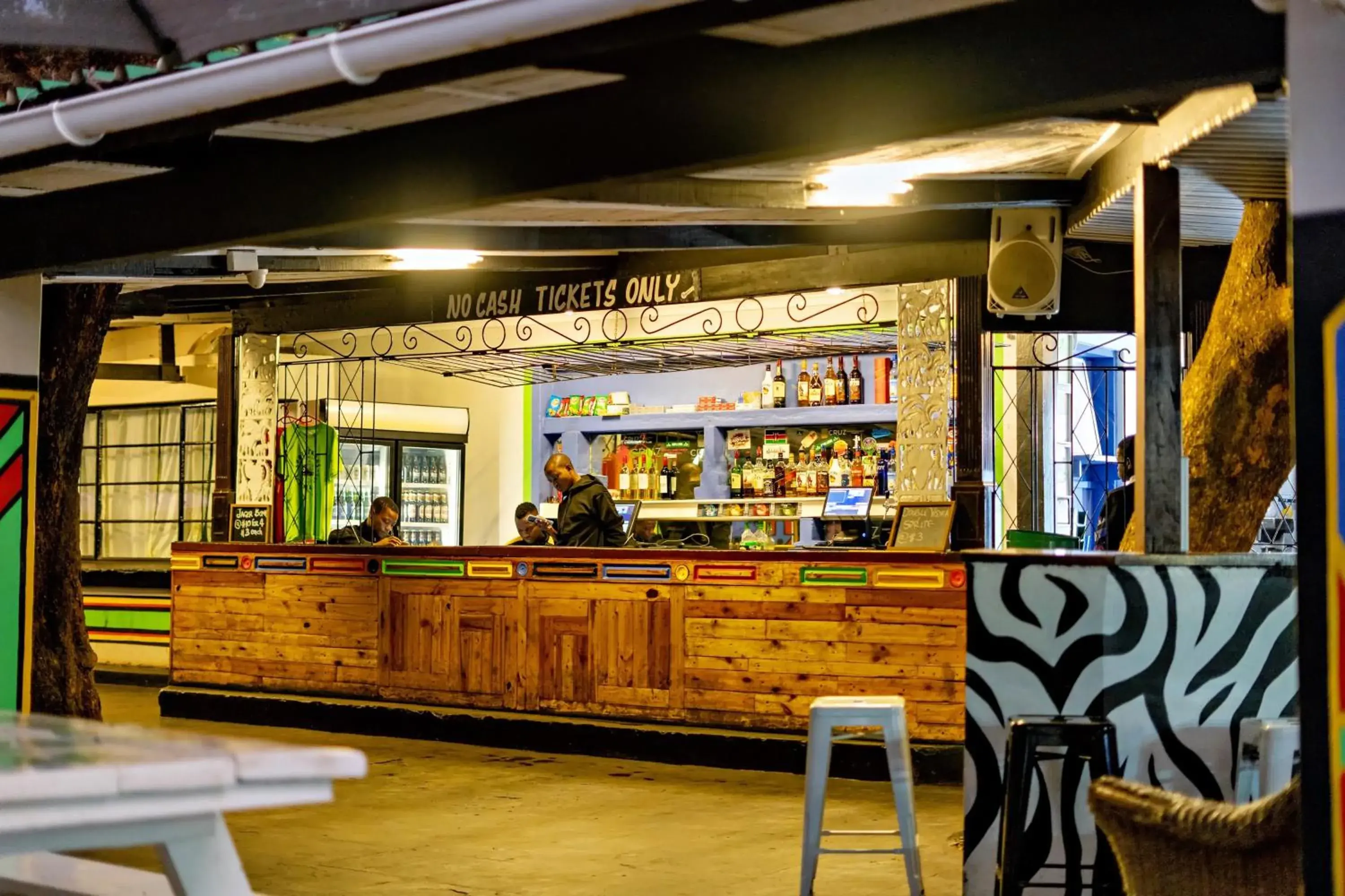 Lounge or bar in Shoestrings Backpackers Lodge Vic Falls Lounge or bar in Shoestrings Backpackers Lodge Vic Falls