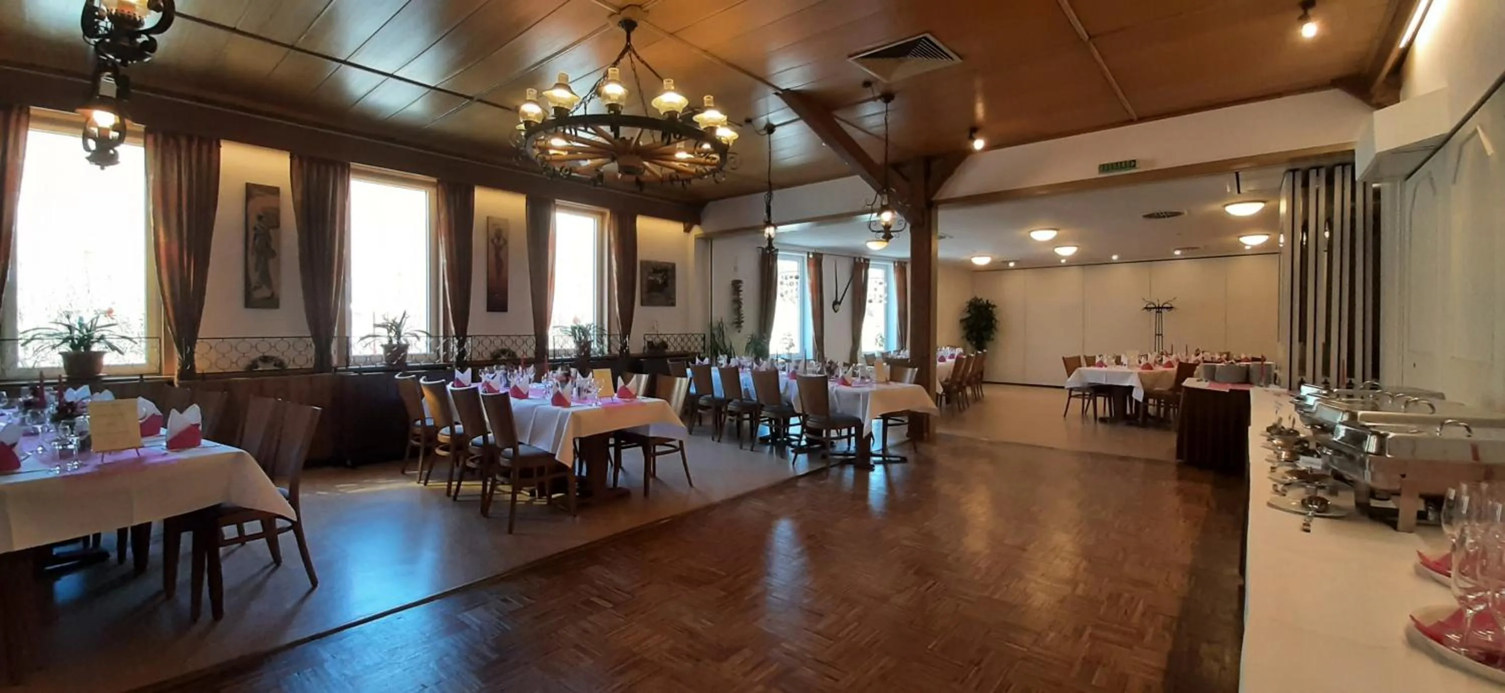 Restaurant/places to eat in Landgasthof Zur scharfen Ecke