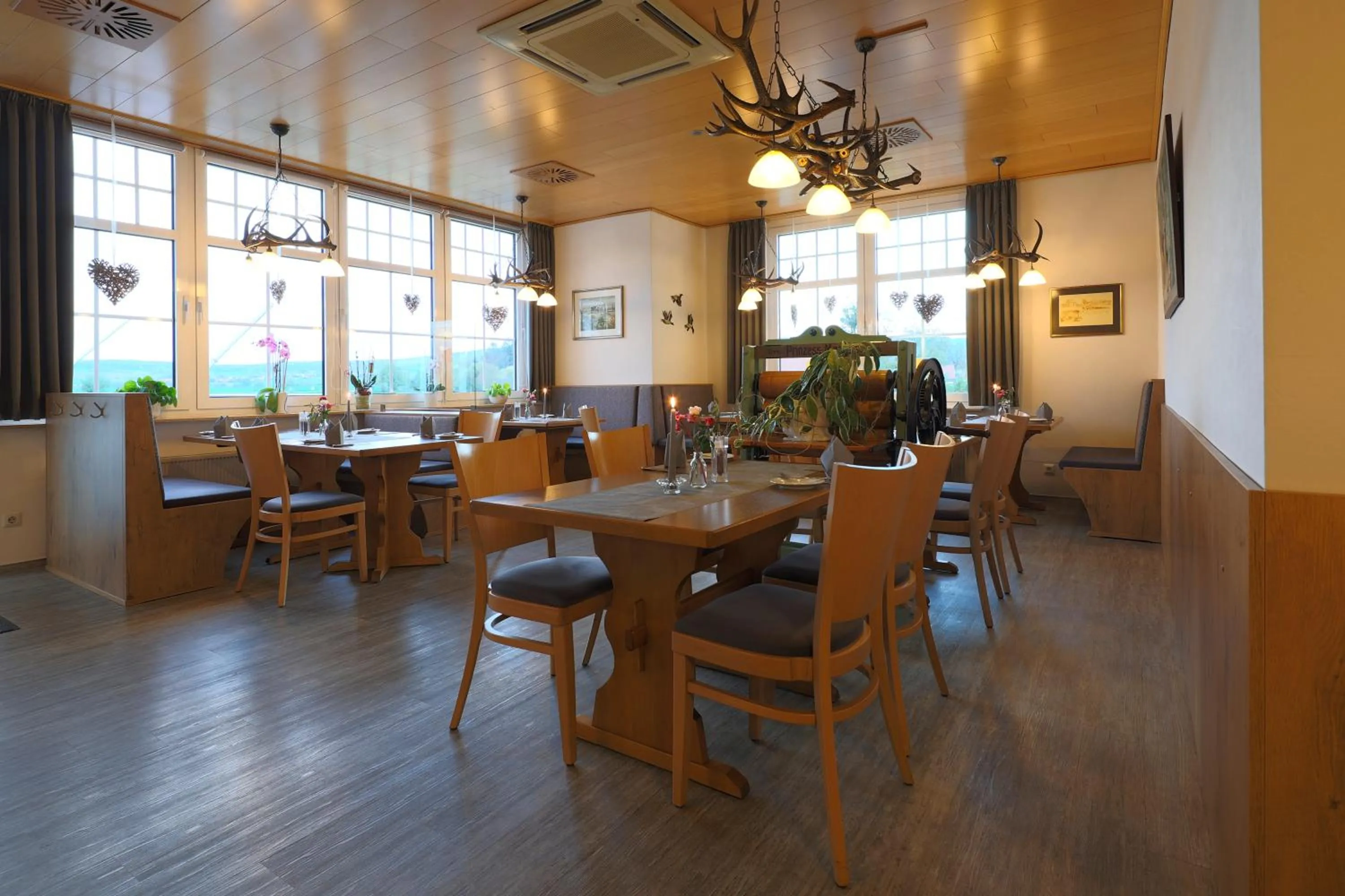 Restaurant/places to eat in Landgasthof Zur scharfen Ecke