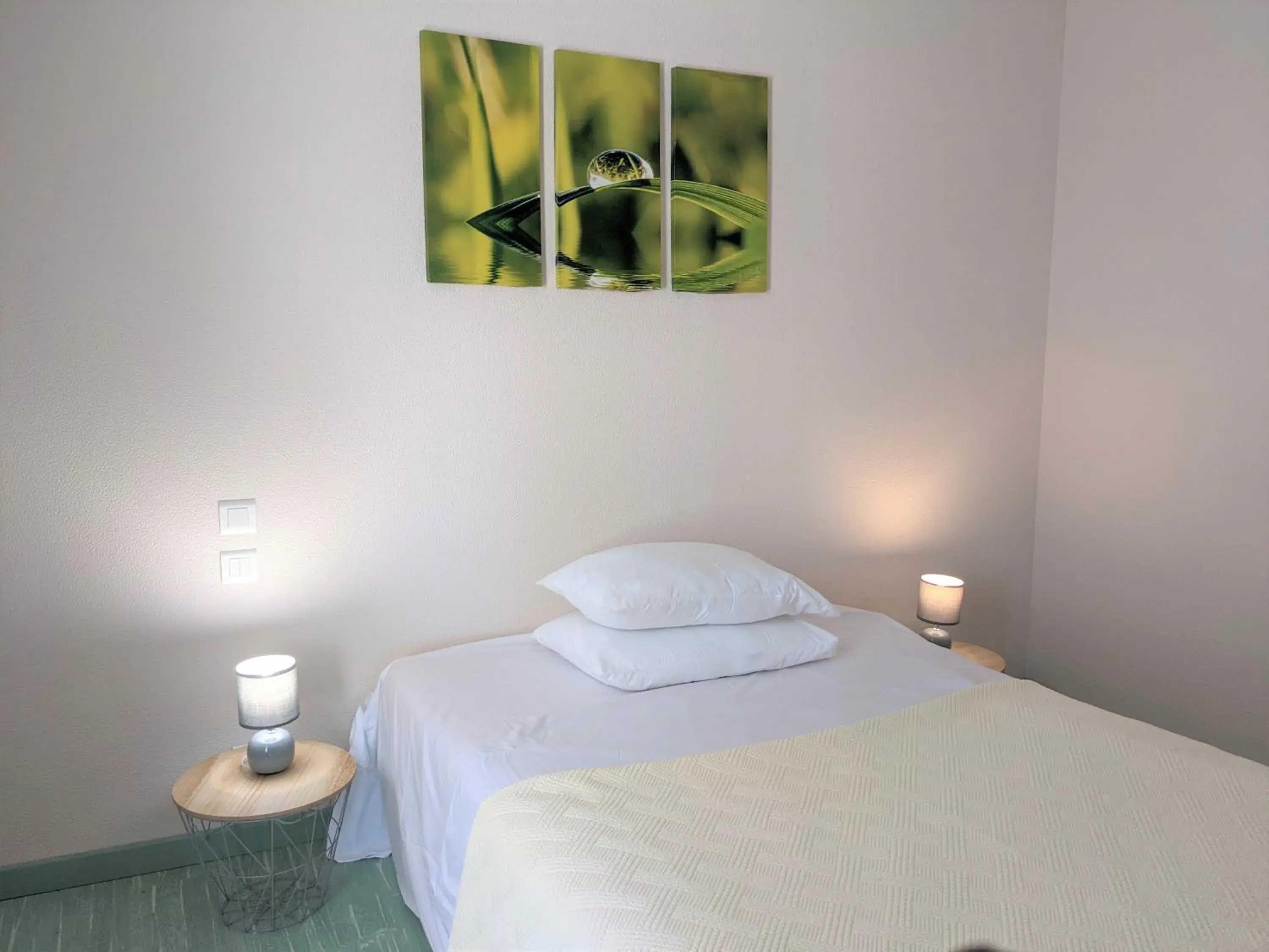 Bedroom, Bed in Auberge du Poids Public Logis Hotel Bedroom, Bed in Auberge du Poids Public Logis Hotel