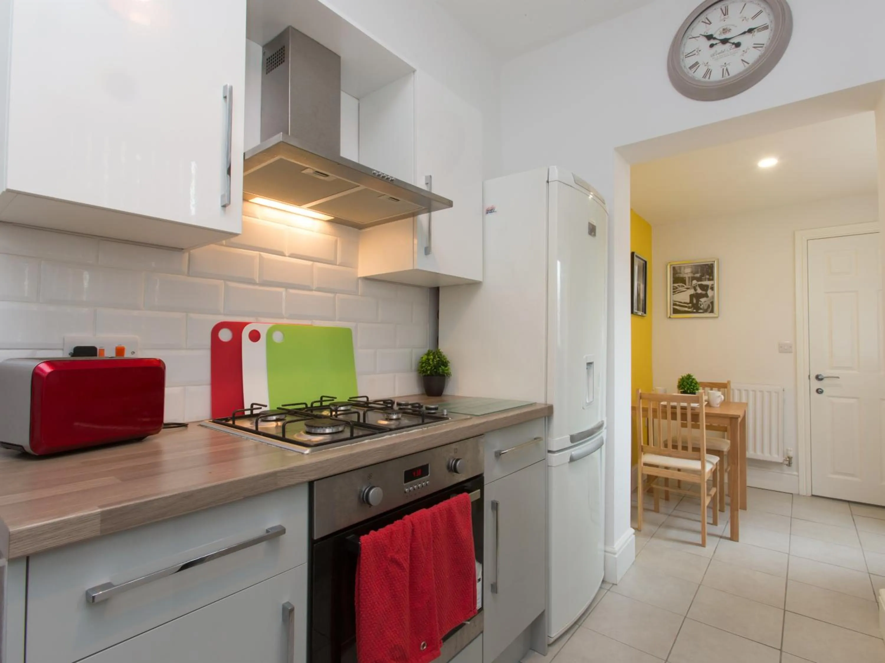 Dining area in TownHouse @ West Avenue Crewe