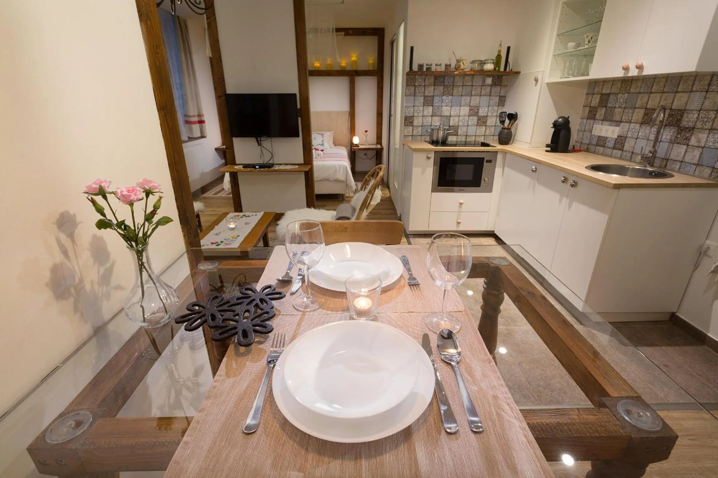 Dining area in Suites 13 Budapest