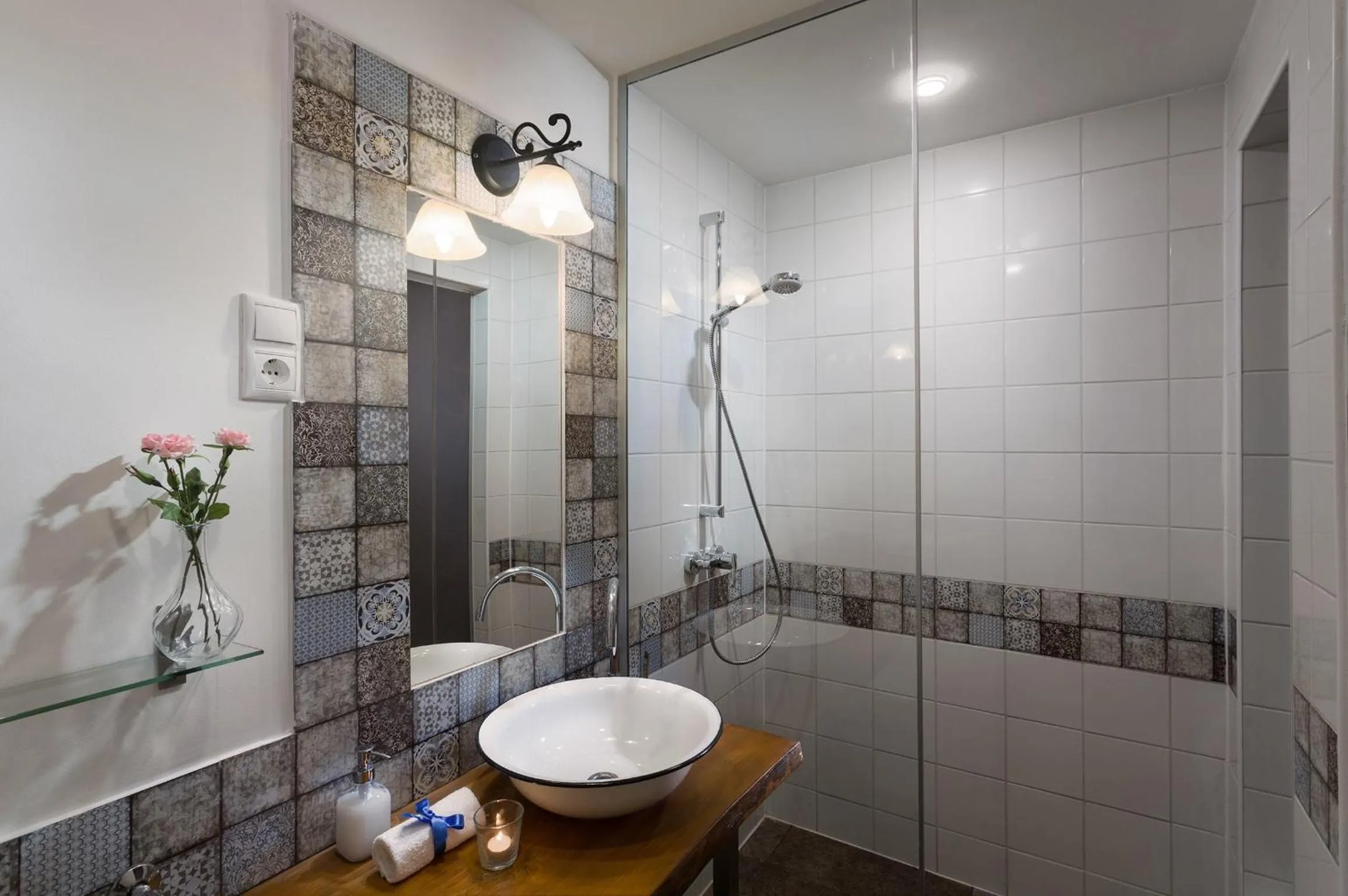 Bathroom in Suites 13 Budapest