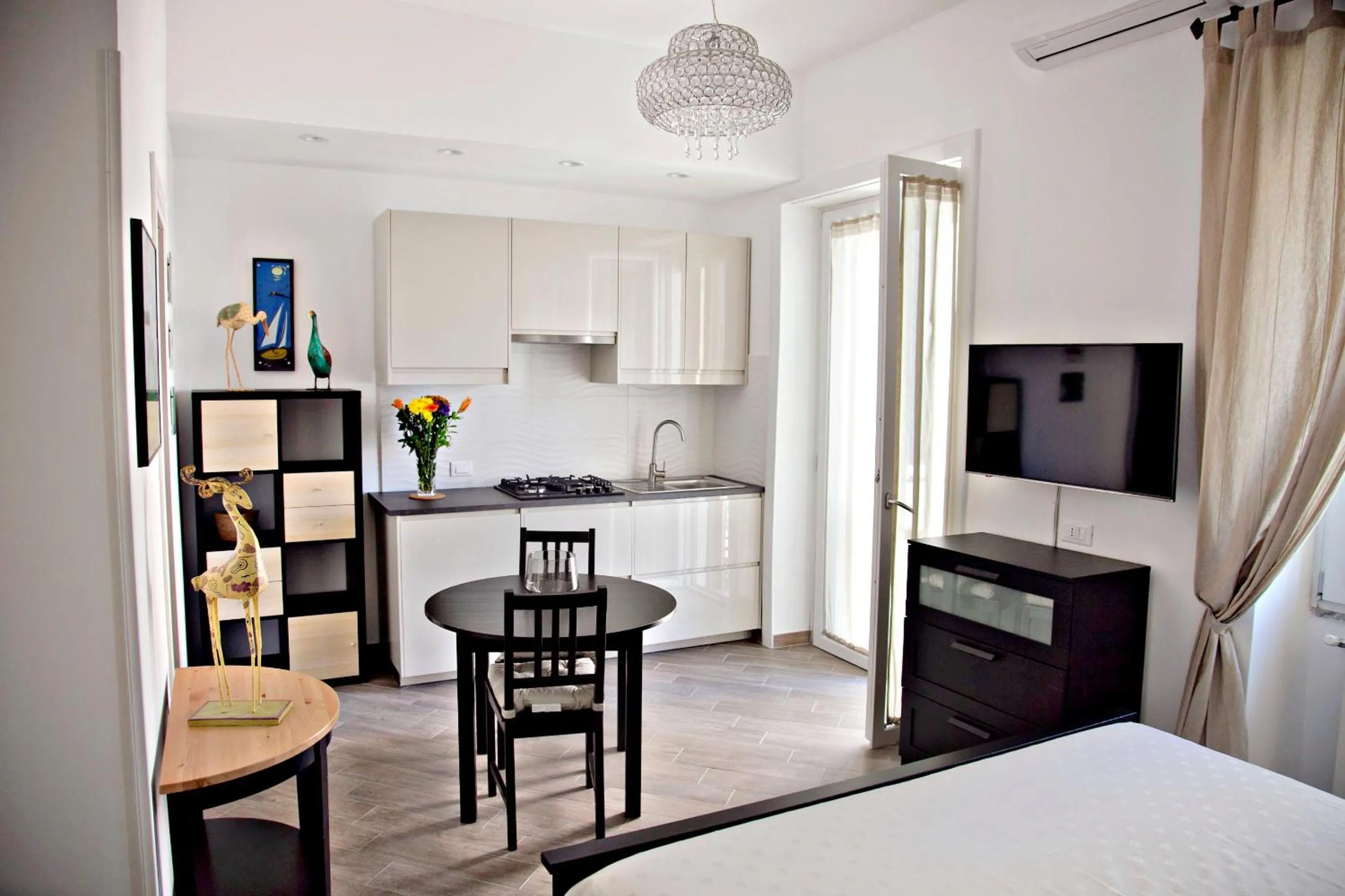 TV and multimedia, Bed in Maison Lumière