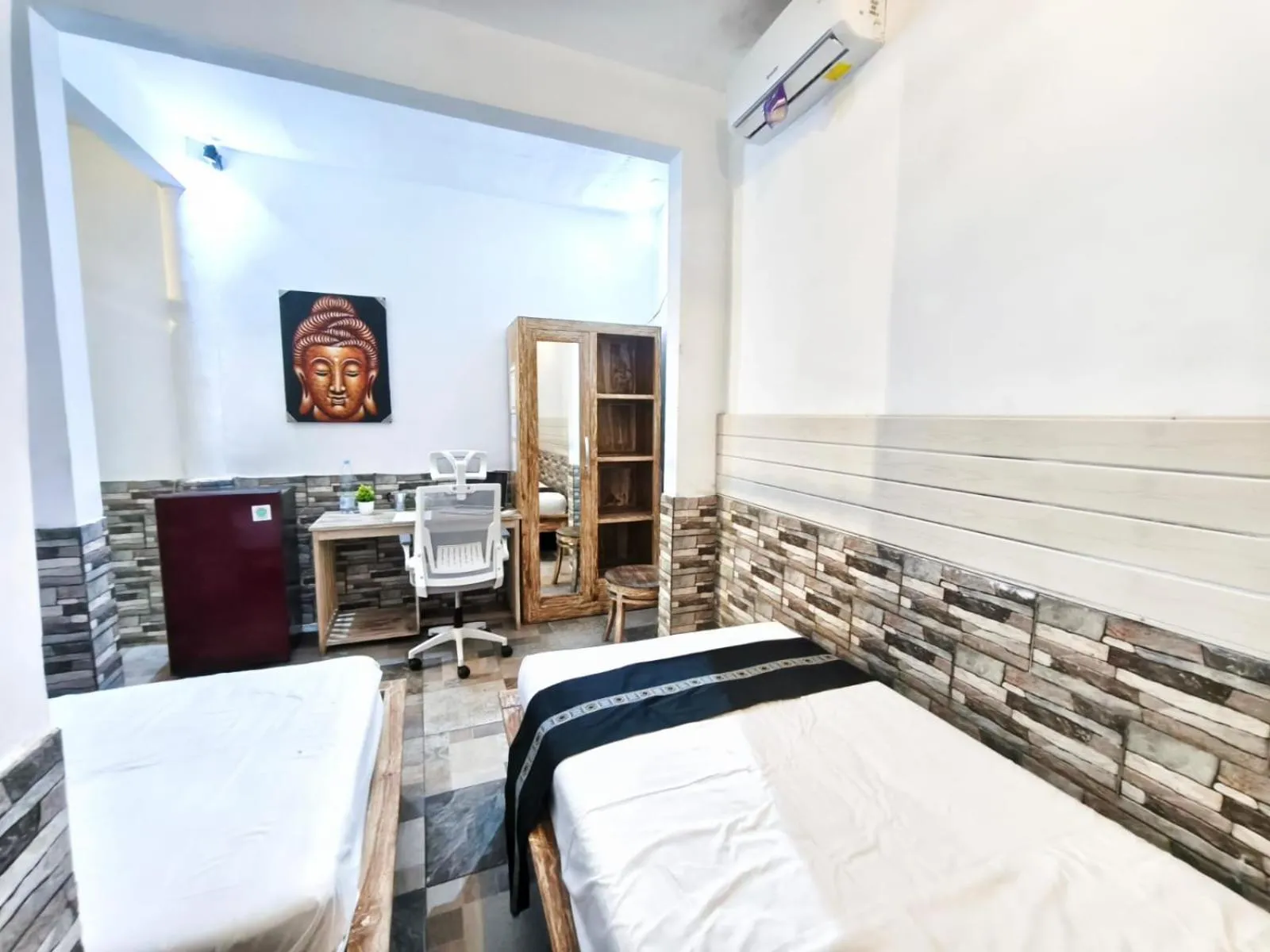 Bed in Canggu Pinpoint Rooms