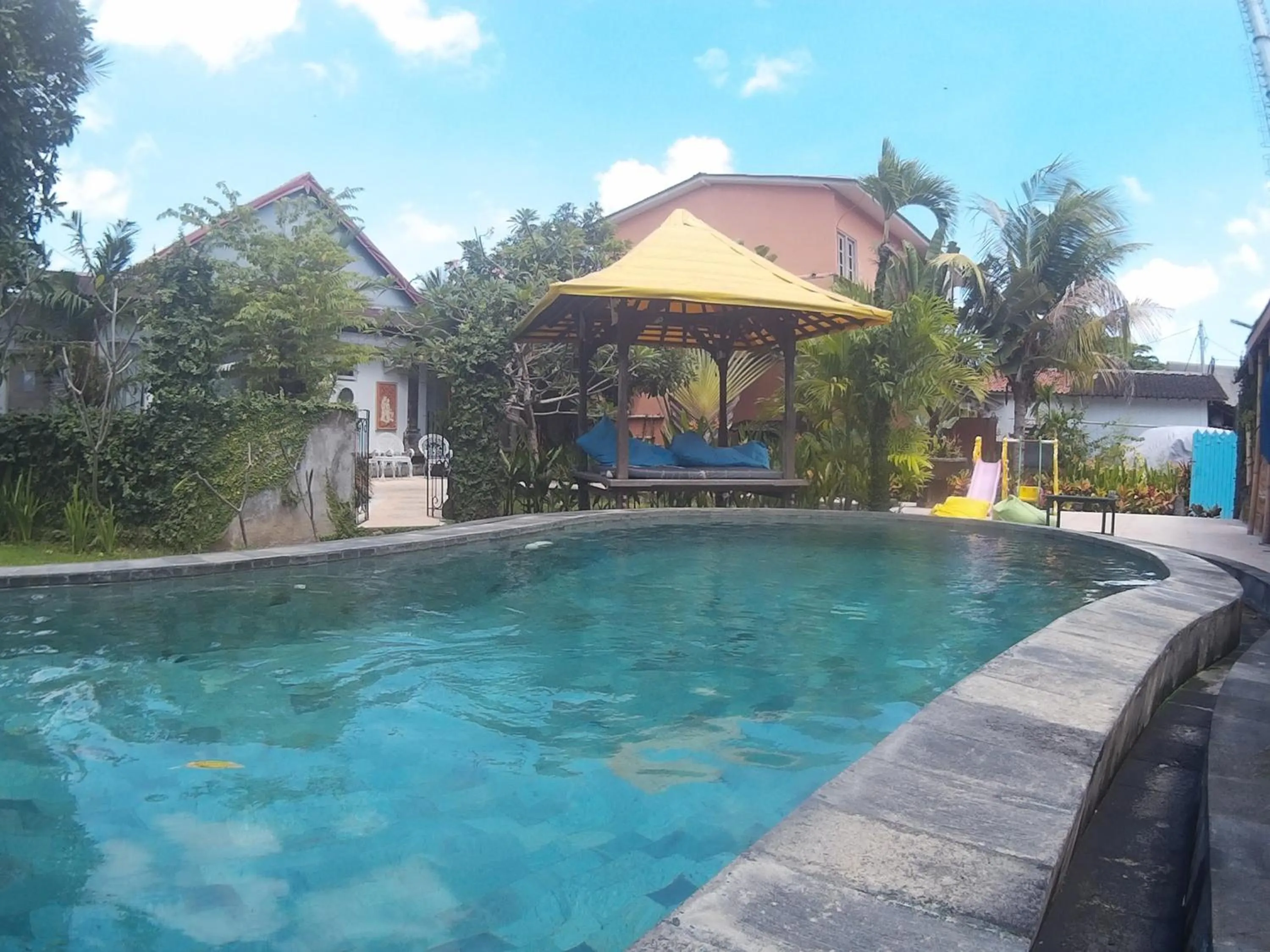 Pool view in Canggu Pinpoint Rooms