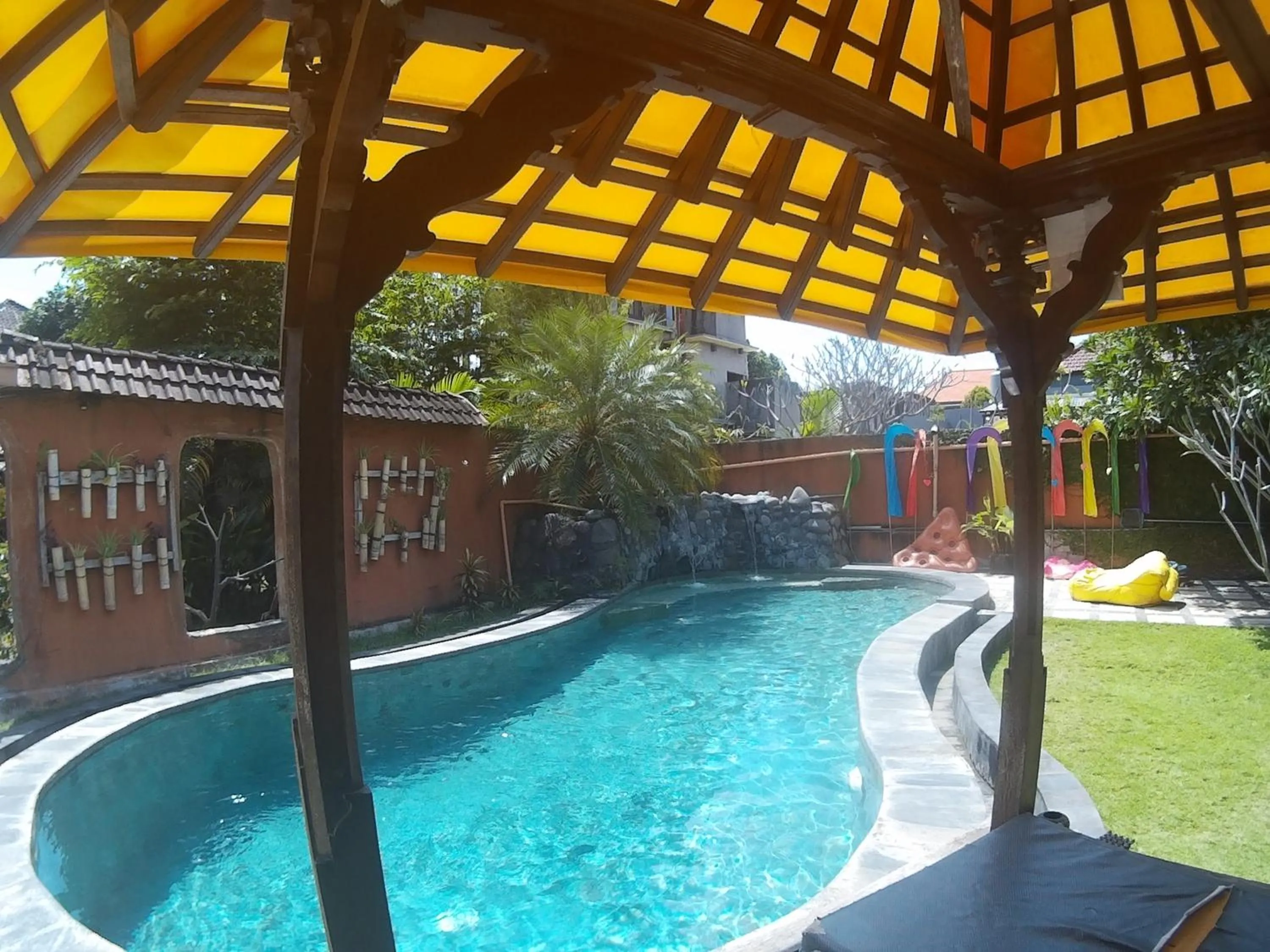 Pool view in Canggu Pinpoint Rooms