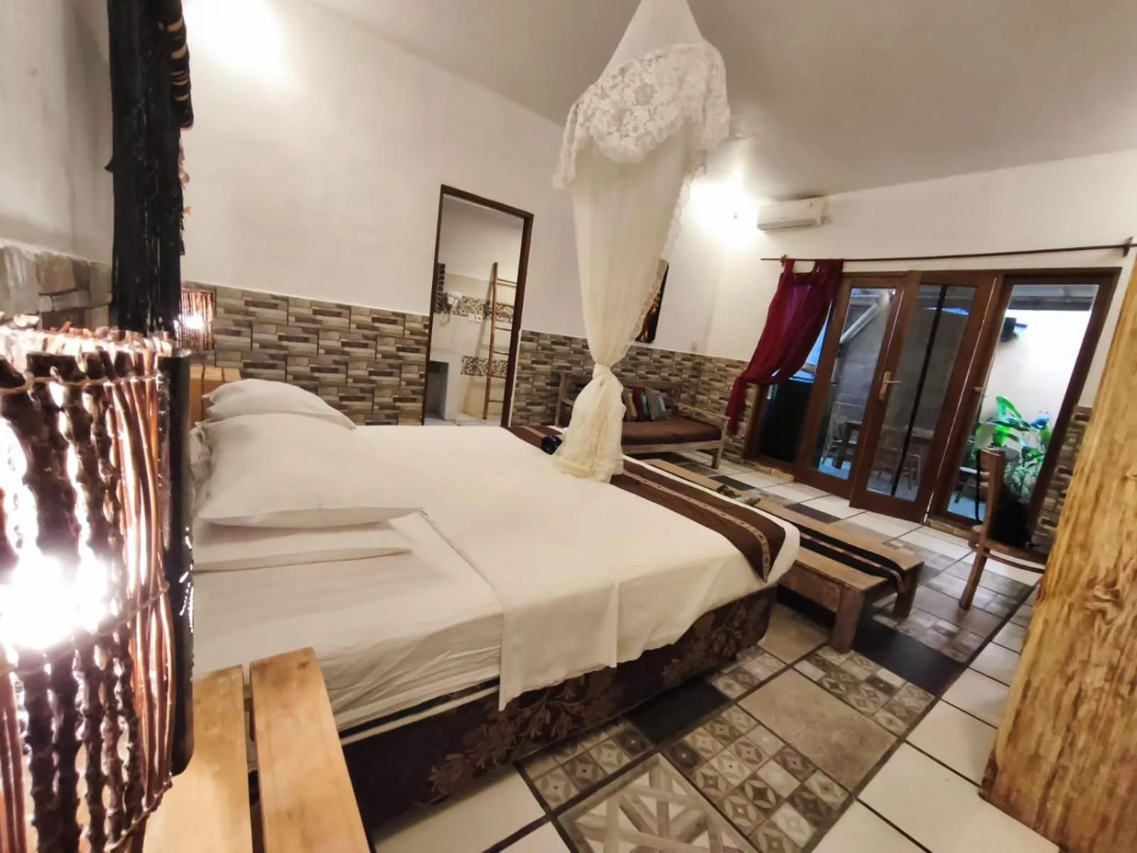 Bed in Canggu Pinpoint Rooms