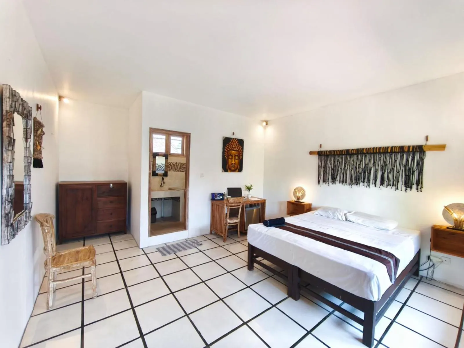 Bed in Canggu Pinpoint Rooms
