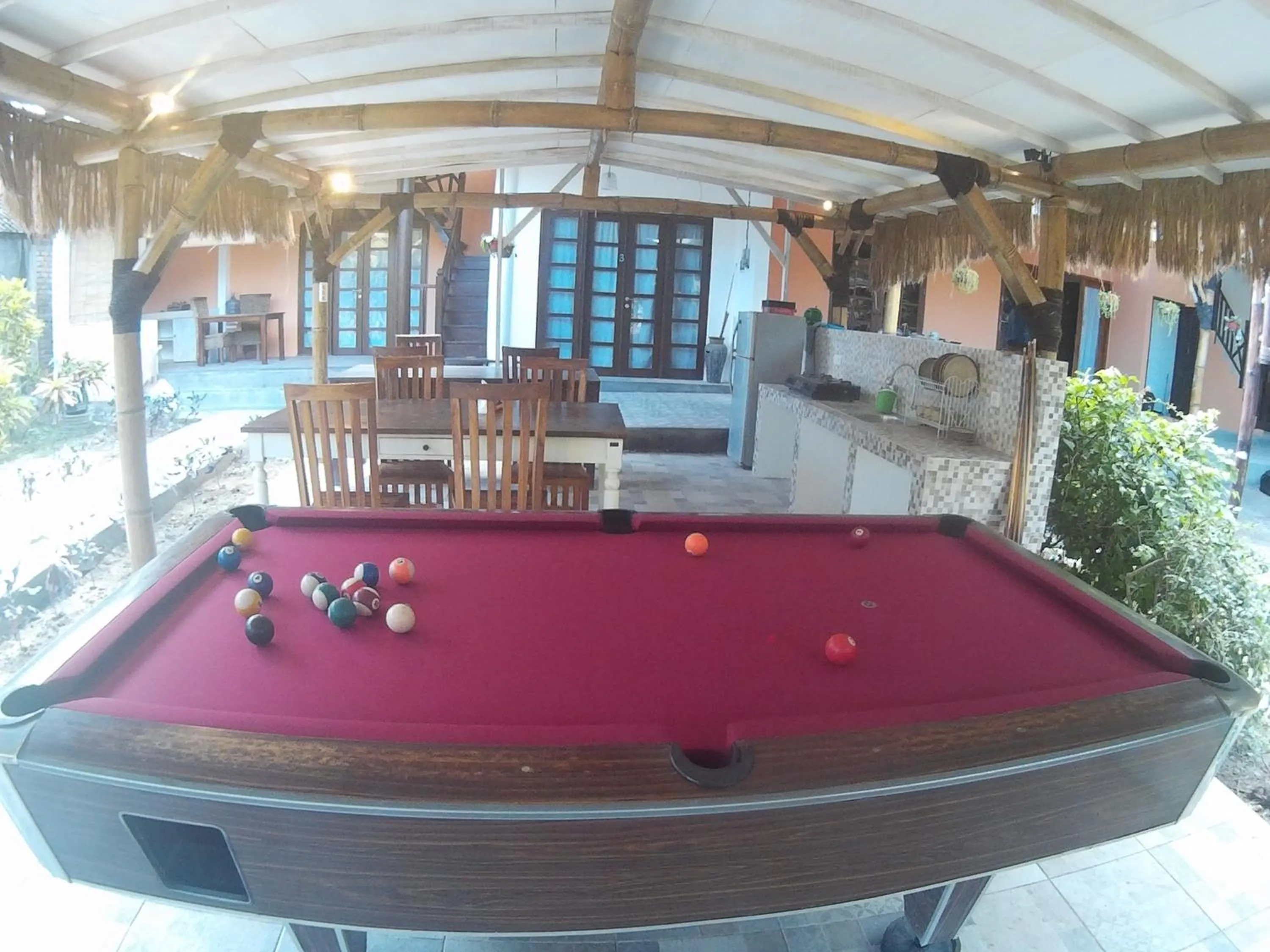 Communal kitchen in Canggu Pinpoint Rooms