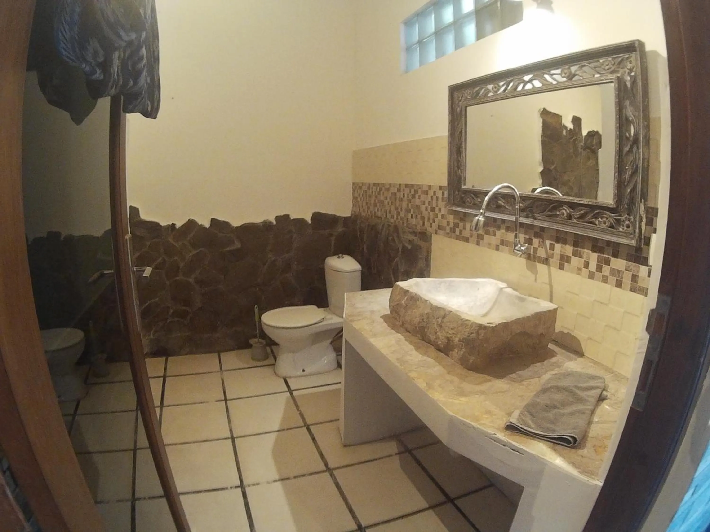 Bathroom in Canggu Pinpoint Rooms