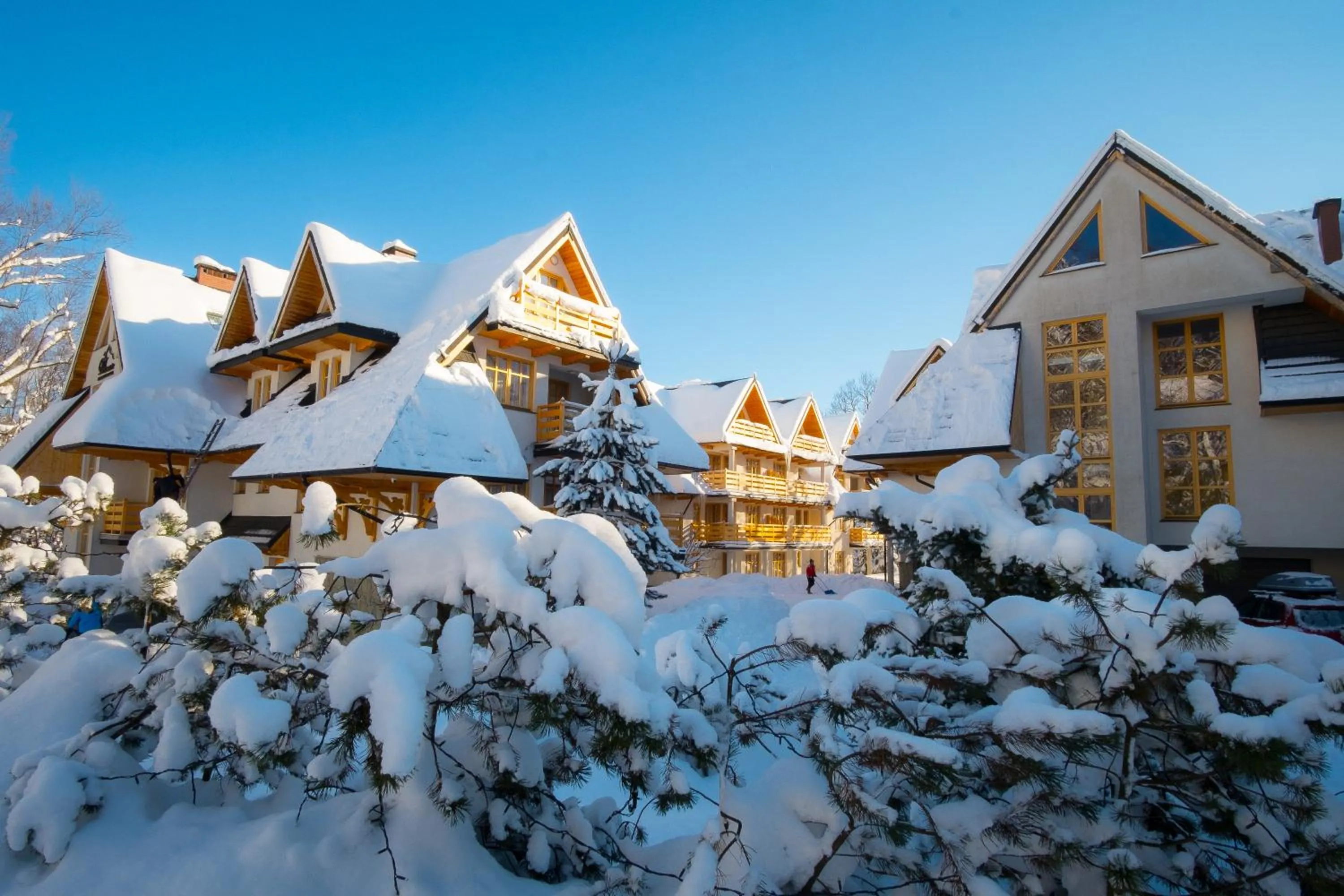 Facade/entrance in Aparthotel Bellamonte