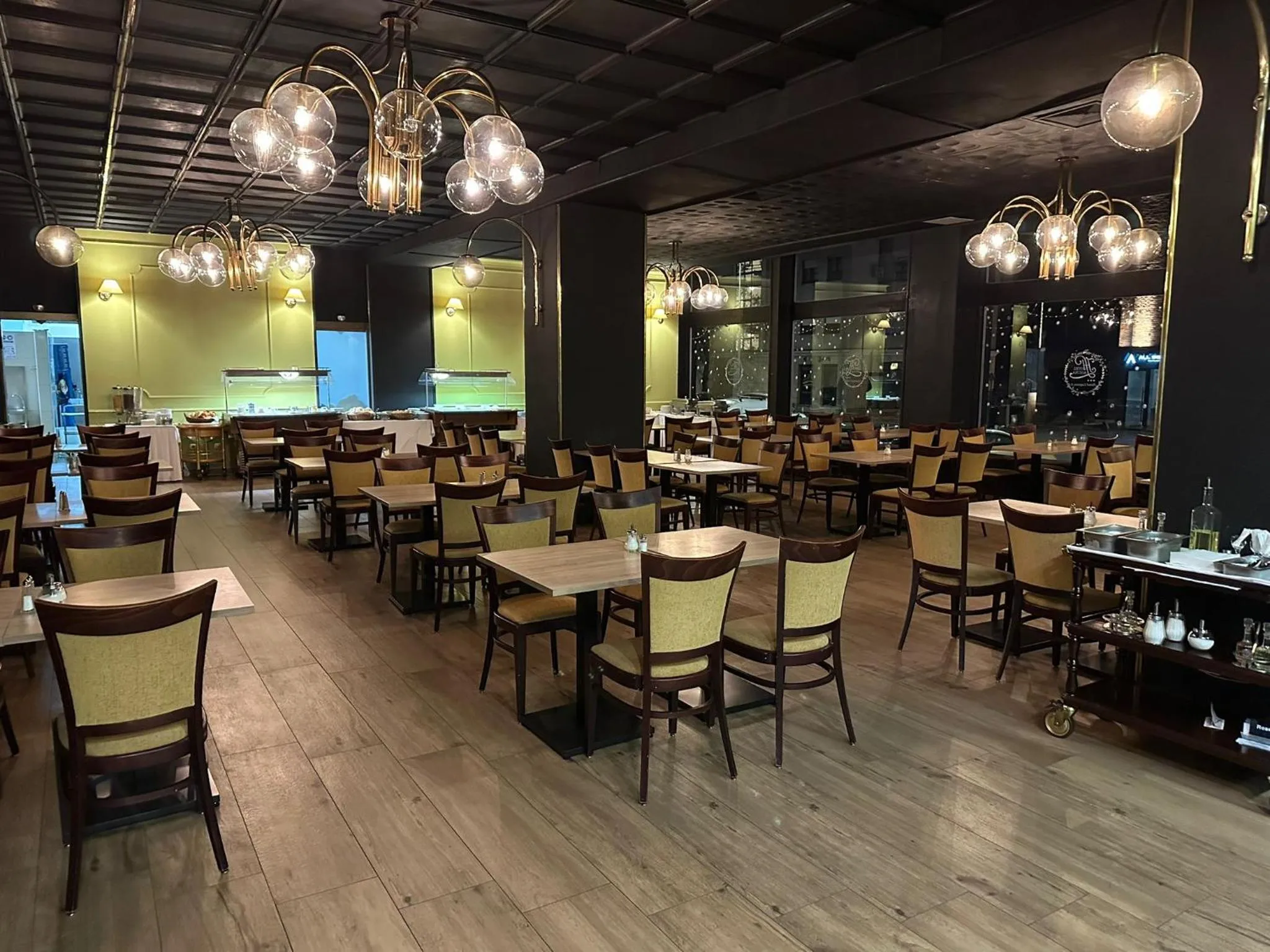 Restaurant/places to eat in Hotel Laguna Zagreb