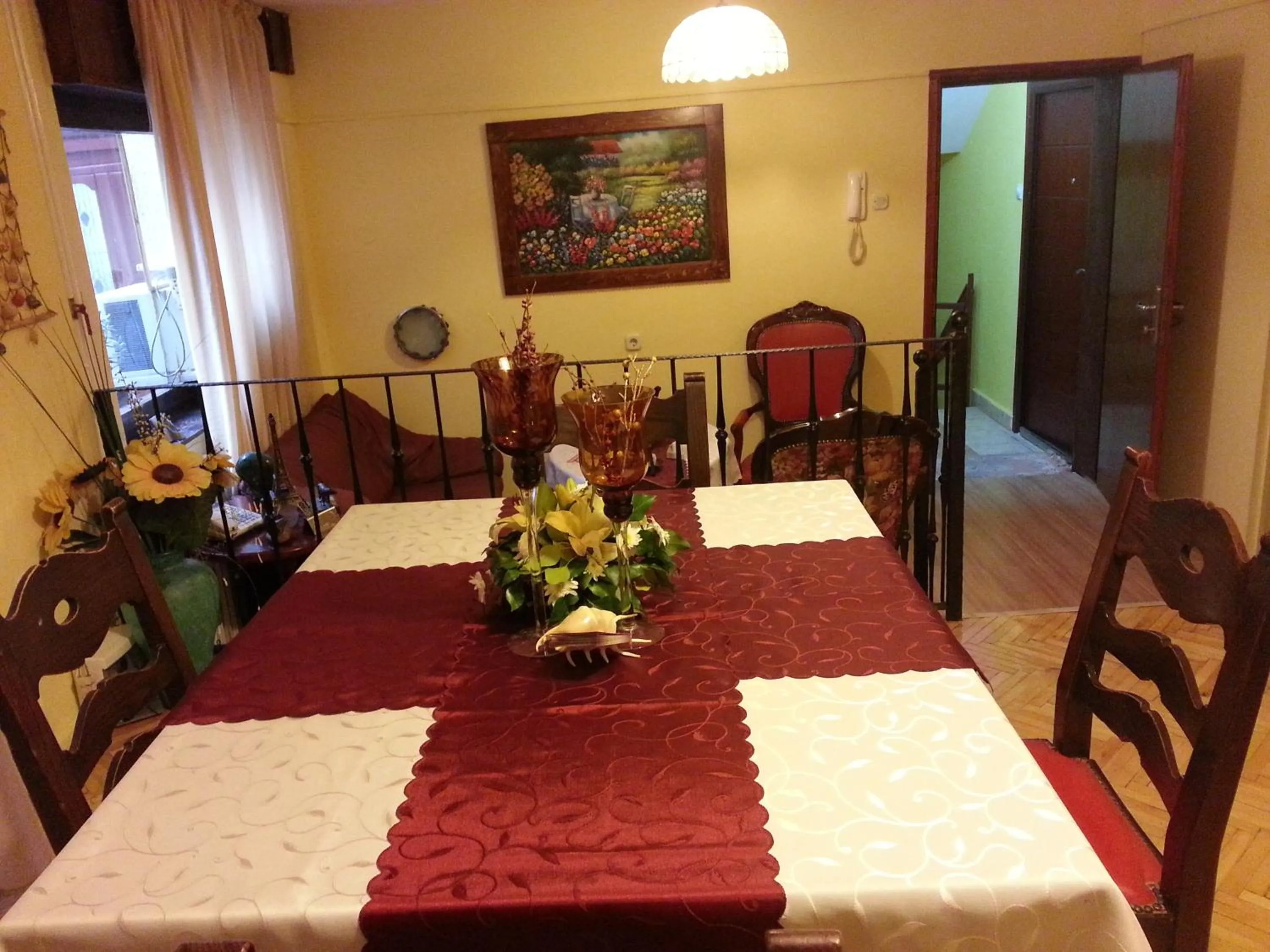 Restaurant/places to eat in Hotel Kapistec Skopje