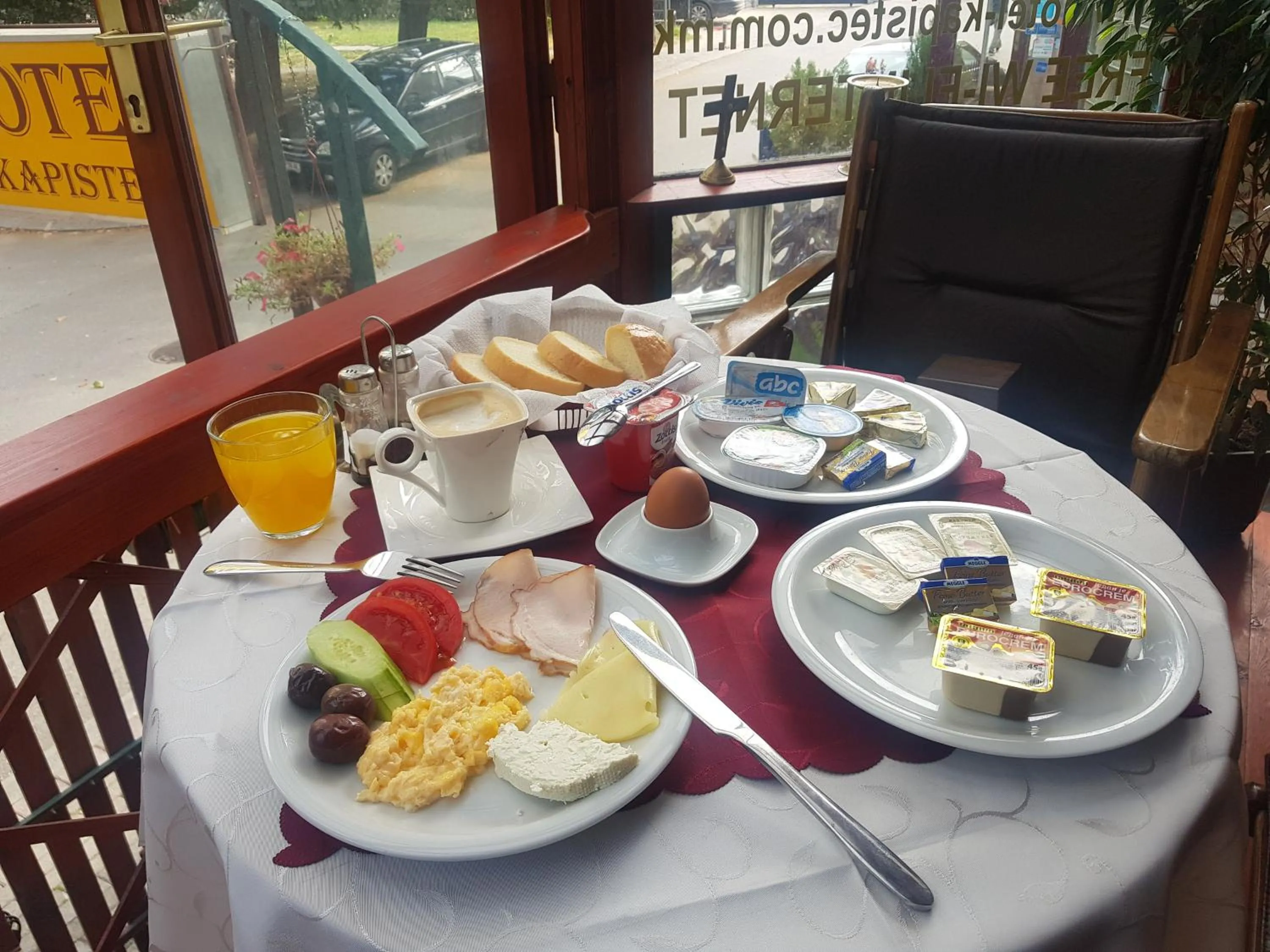 Food in Hotel Kapistec Skopje