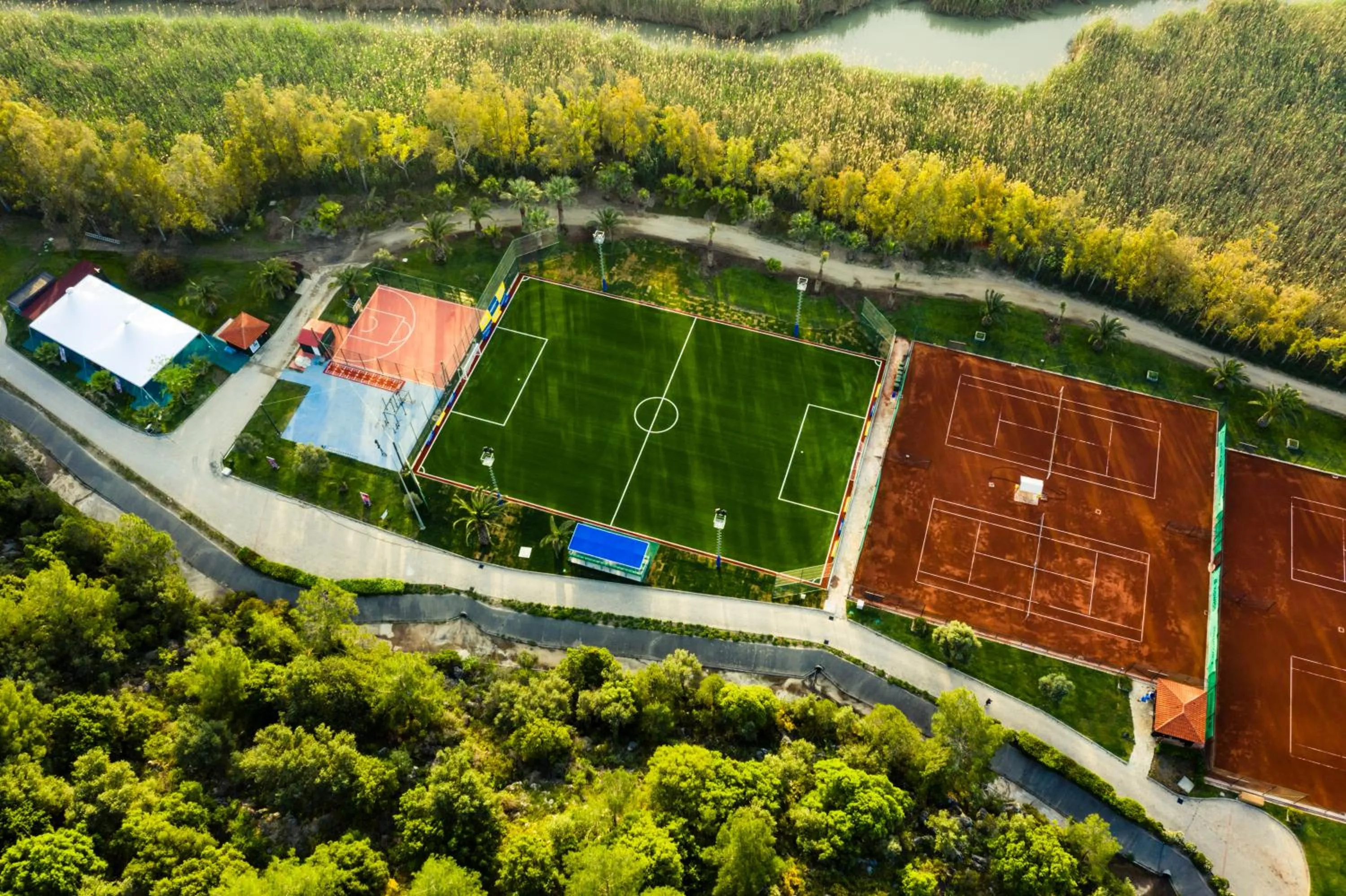 Tennis court in ROBINSON SARIGERME PARK - All Inclusive