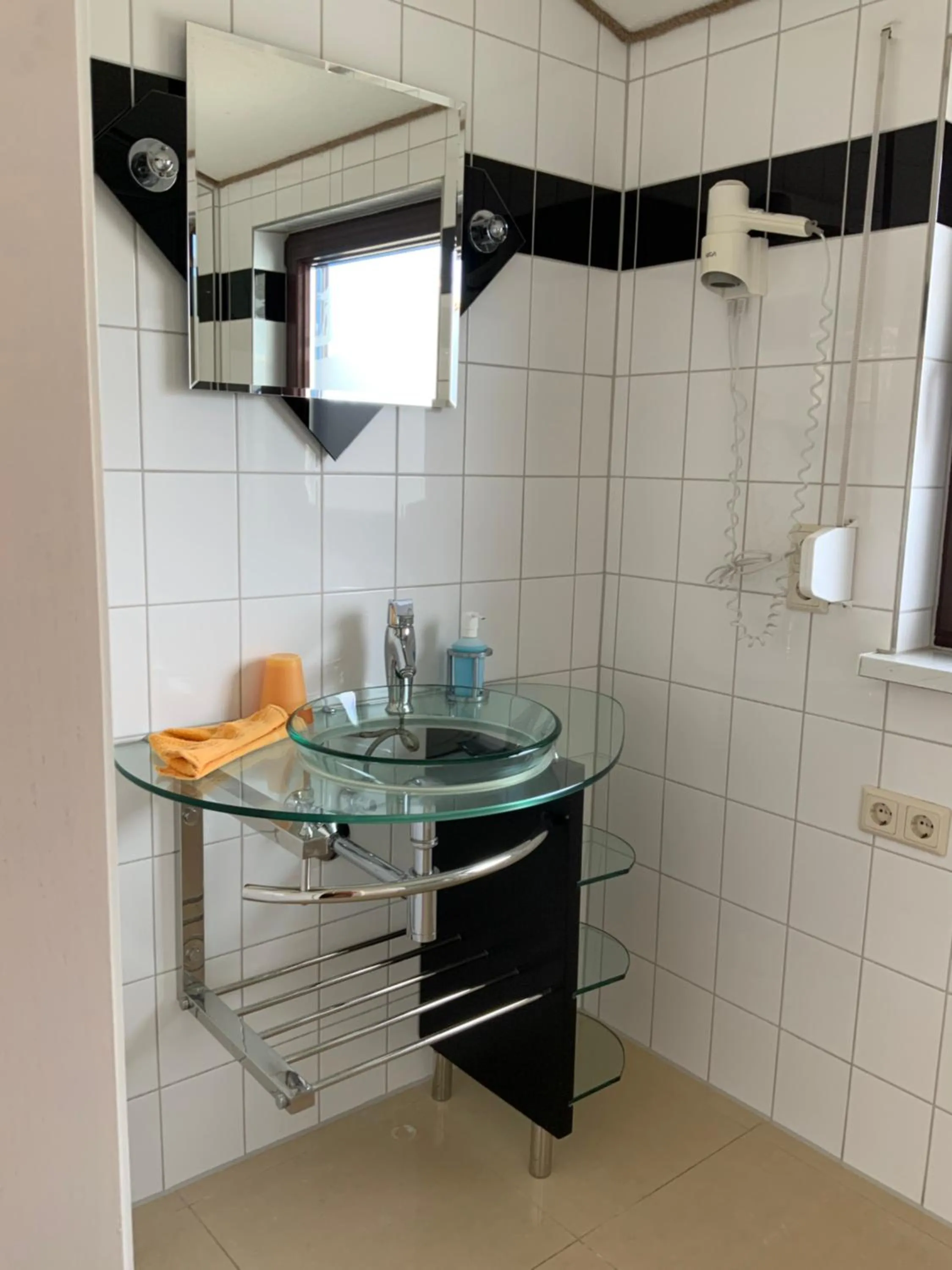 Hotel Am Müritzhafen garni