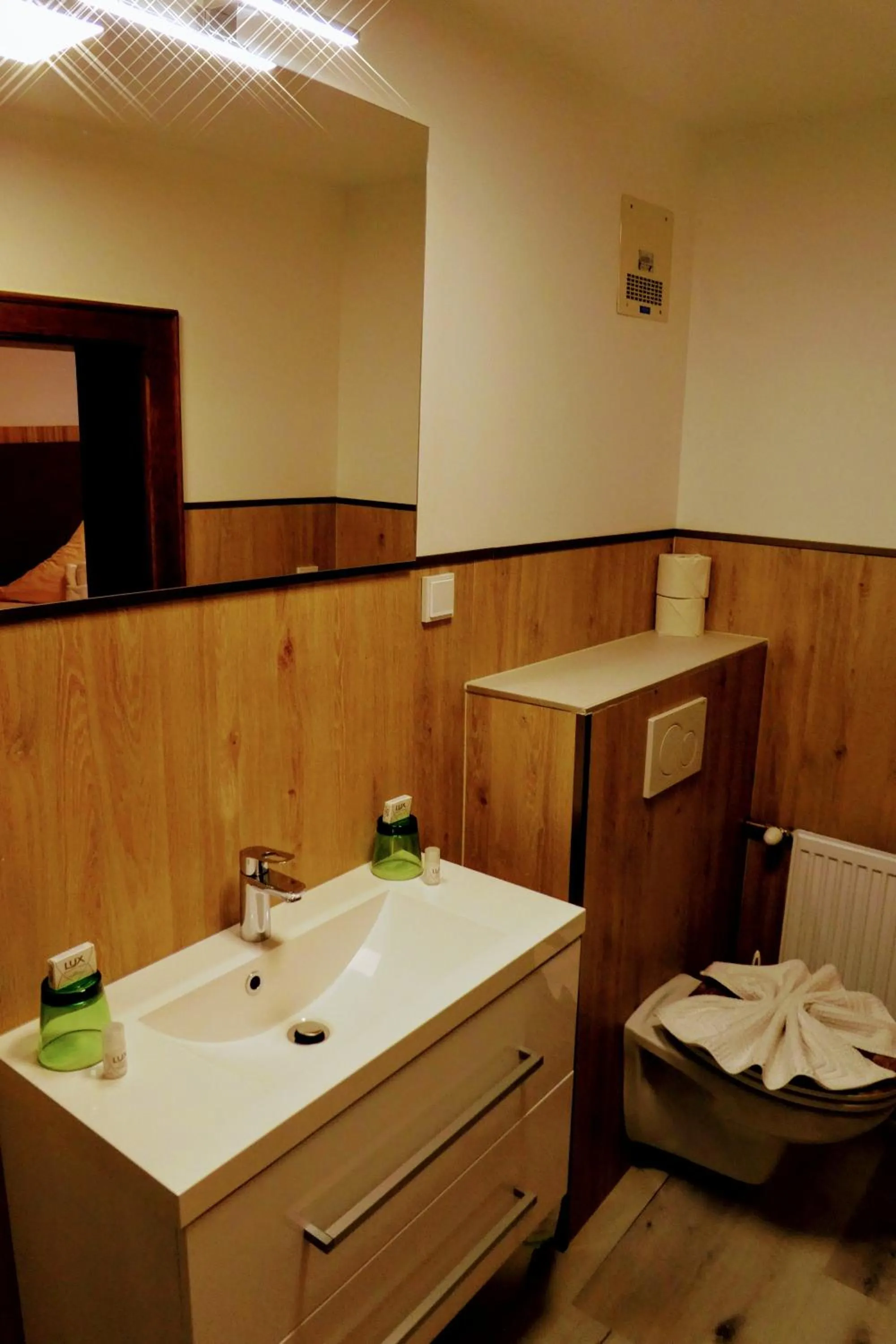 Bathroom in Hotel Gasthof Markterwirt