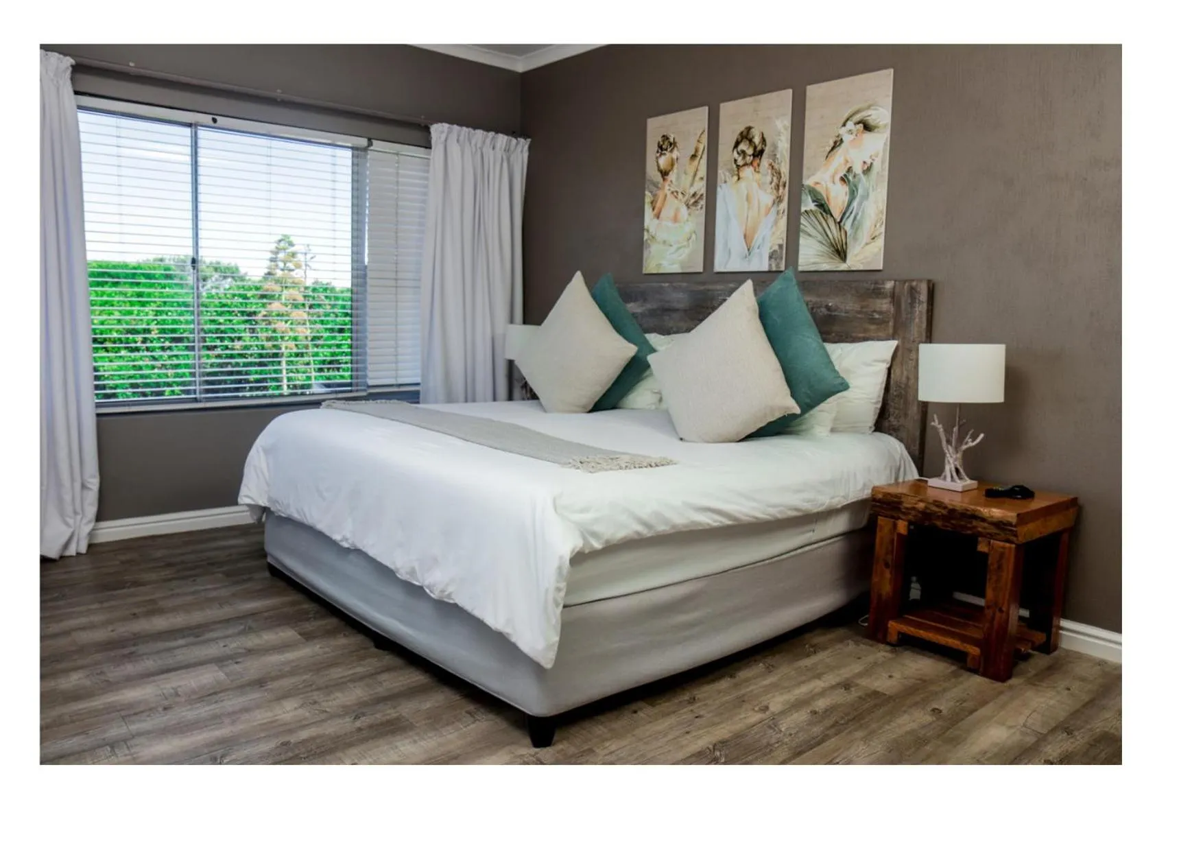 Bedroom, Bed in Nine on Uys street B & B