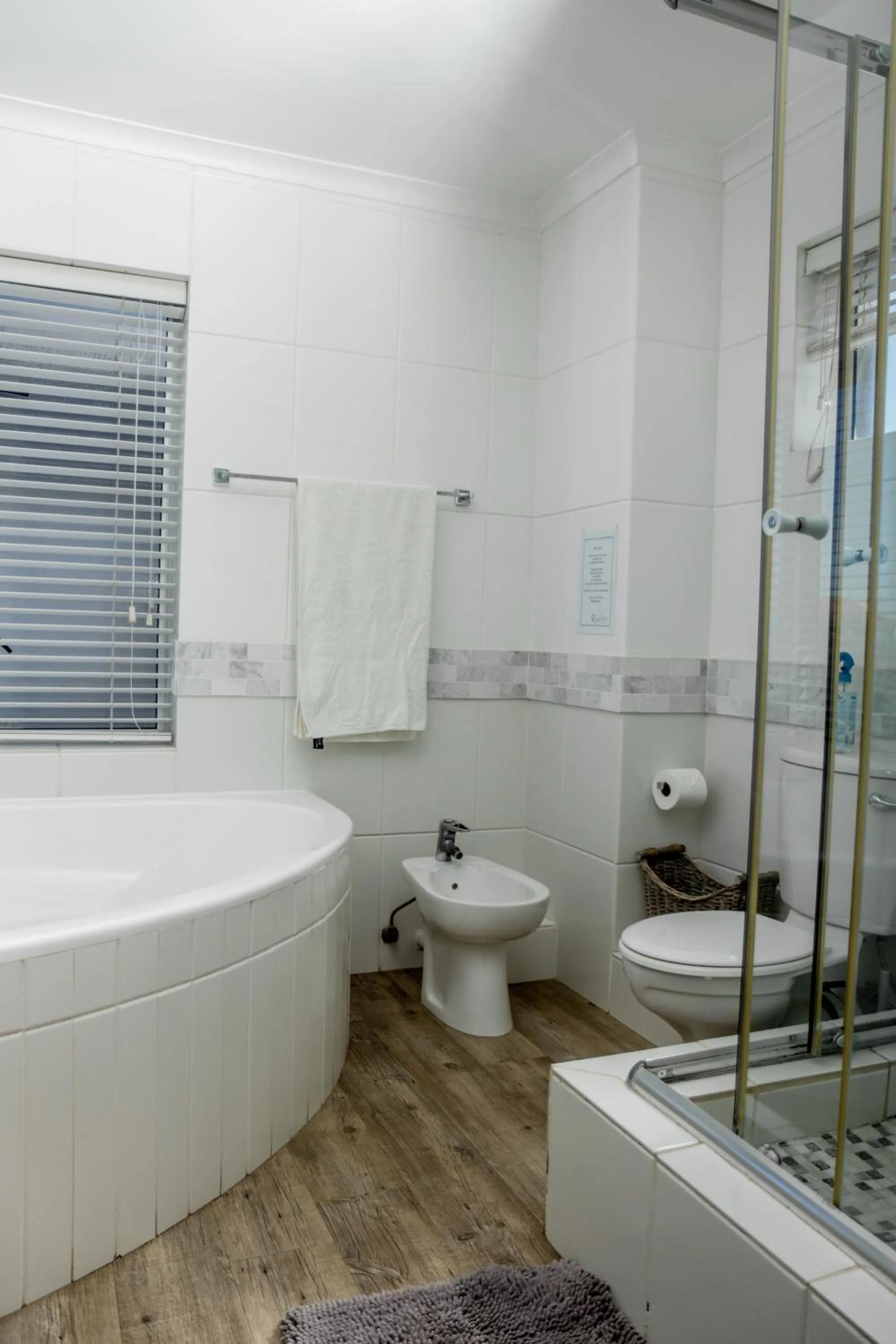 Bathroom in Nine on Uys street B & B