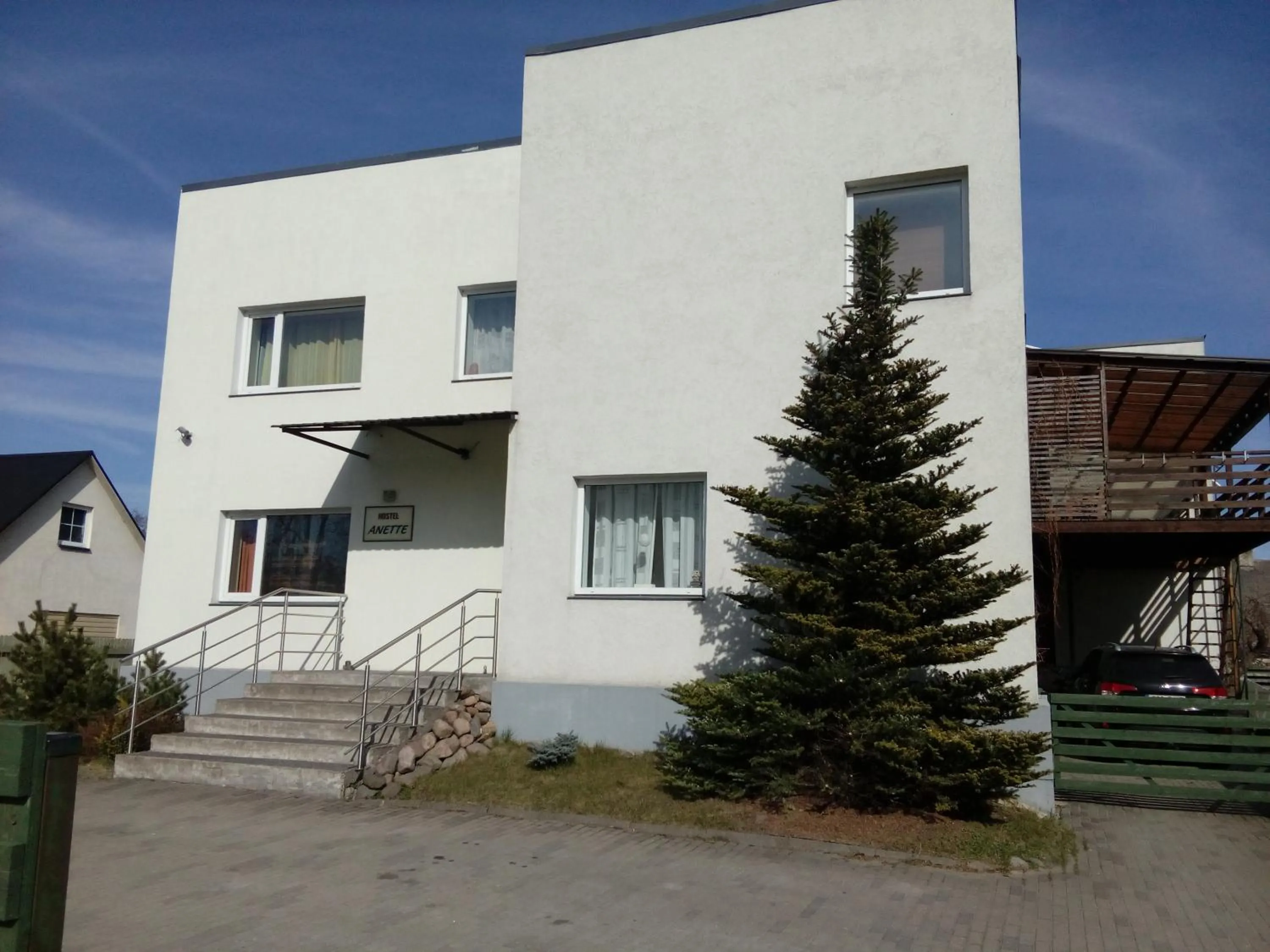 Anette House