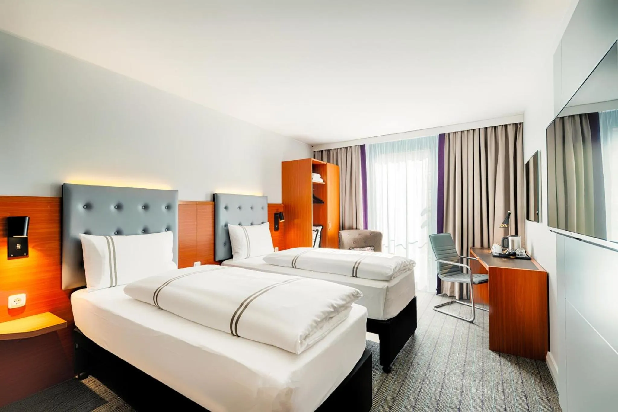 Standard Twin Room in Premier Inn Frankfurt City Europaviertel