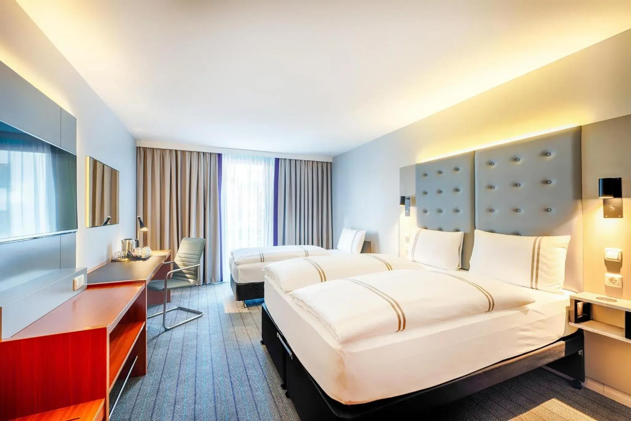 Bedroom, Bed in Premier Inn Frankfurt City Europaviertel Bedroom, Bed in Premier Inn Frankfurt City Europaviertel