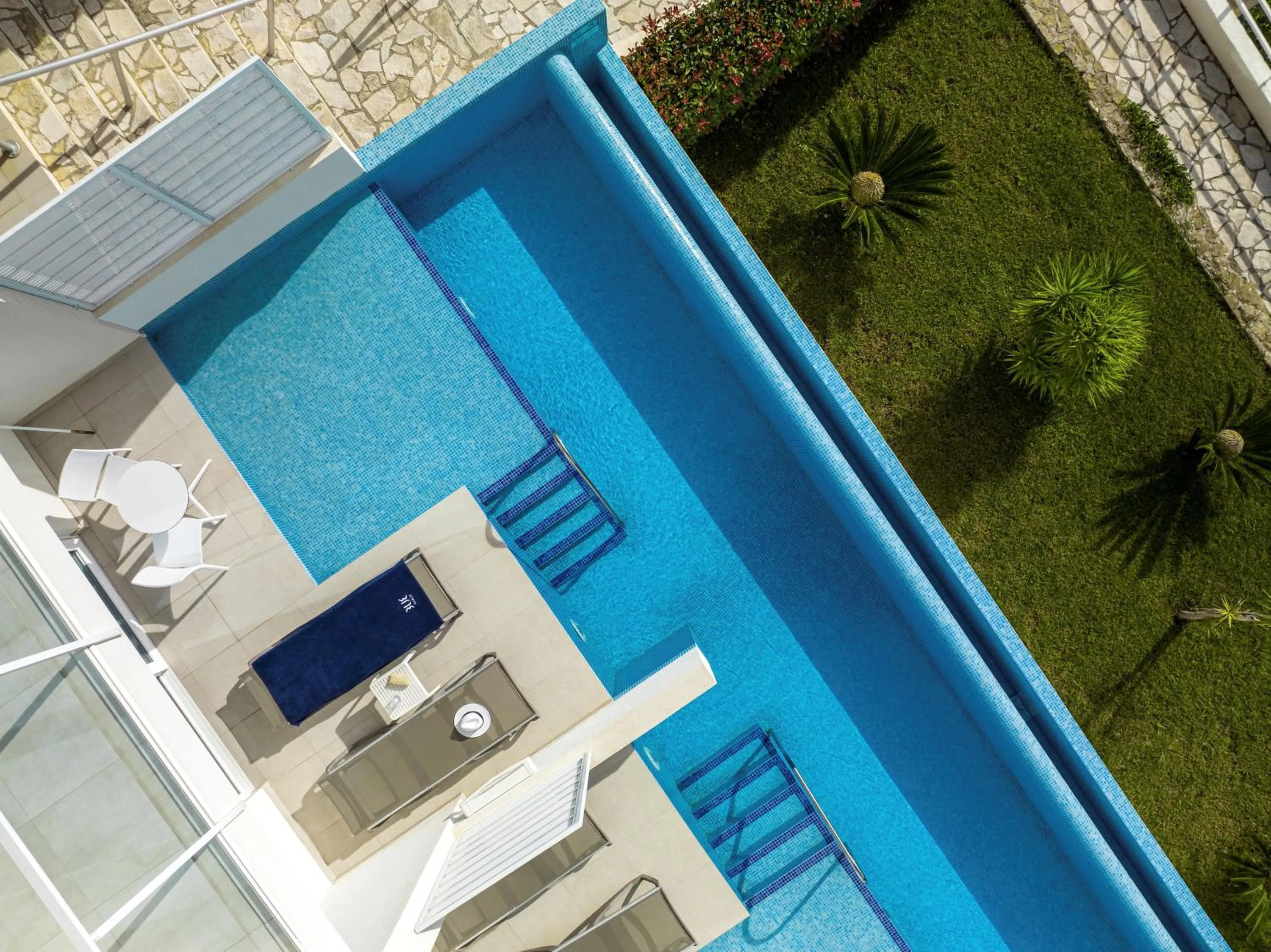  Standard Double Room Swim Up with Sea View in TUI BLUE Adriatic Beach - Adults Only - All Inclusive