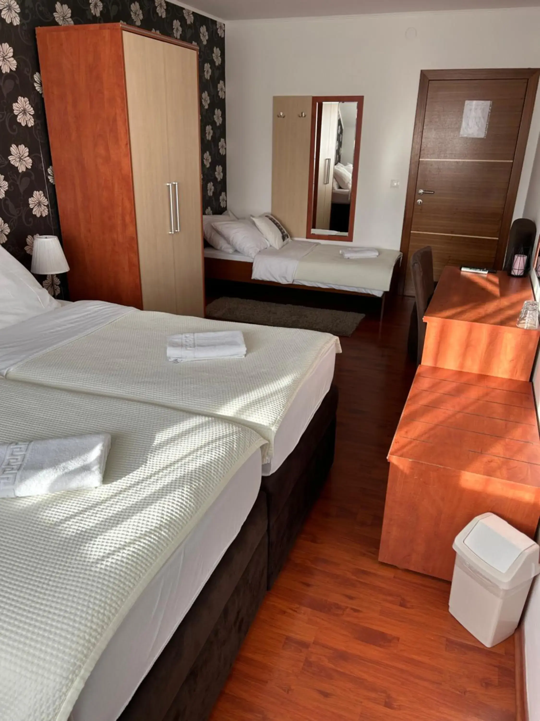 Triple Room in Pansion Villa Cancar Triple Room in Pansion Villa Cancar