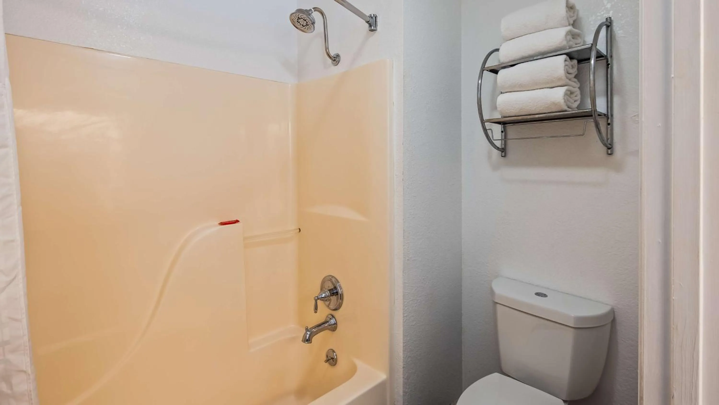 Bathroom in SureStay Plus by Best Western San Antonio Airport