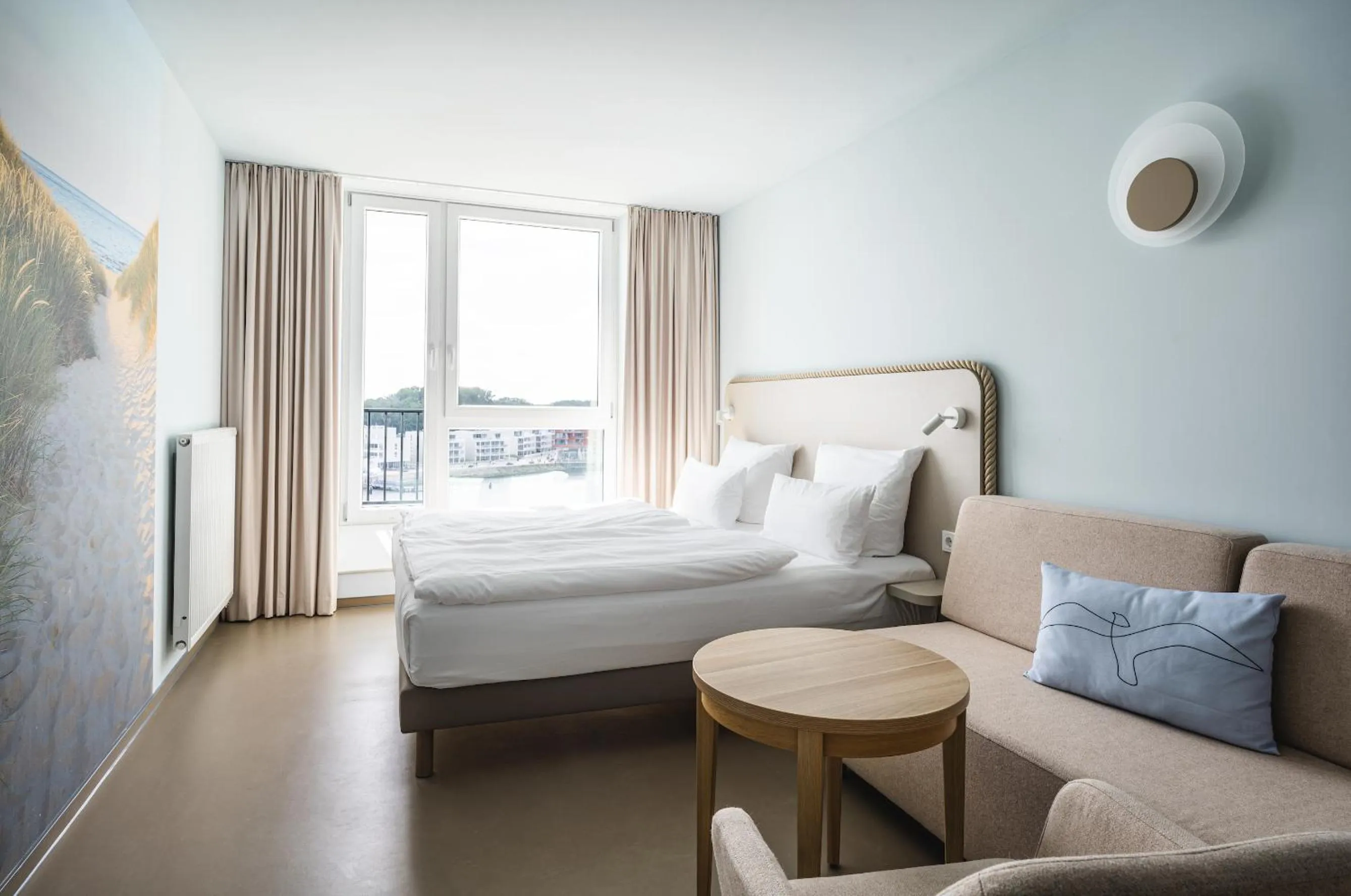 Photo of the whole room, Bed in aja Travemünde