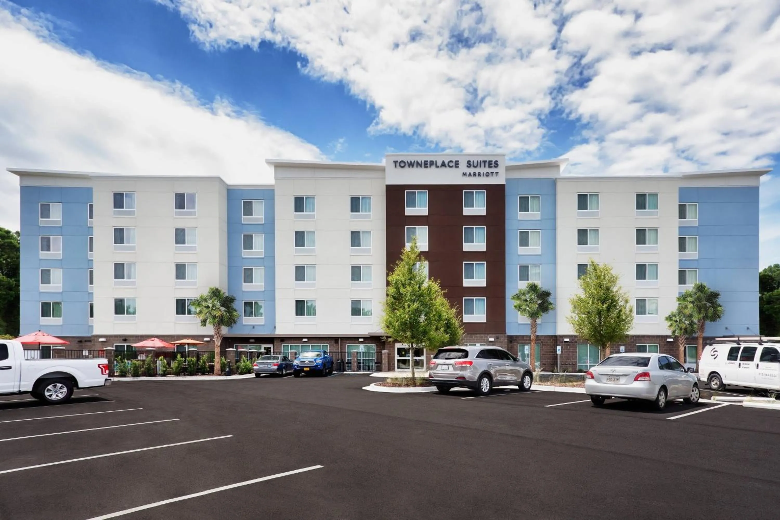 Property building in TownePlace Suites by Marriott Charleston Mt. Pleasant
