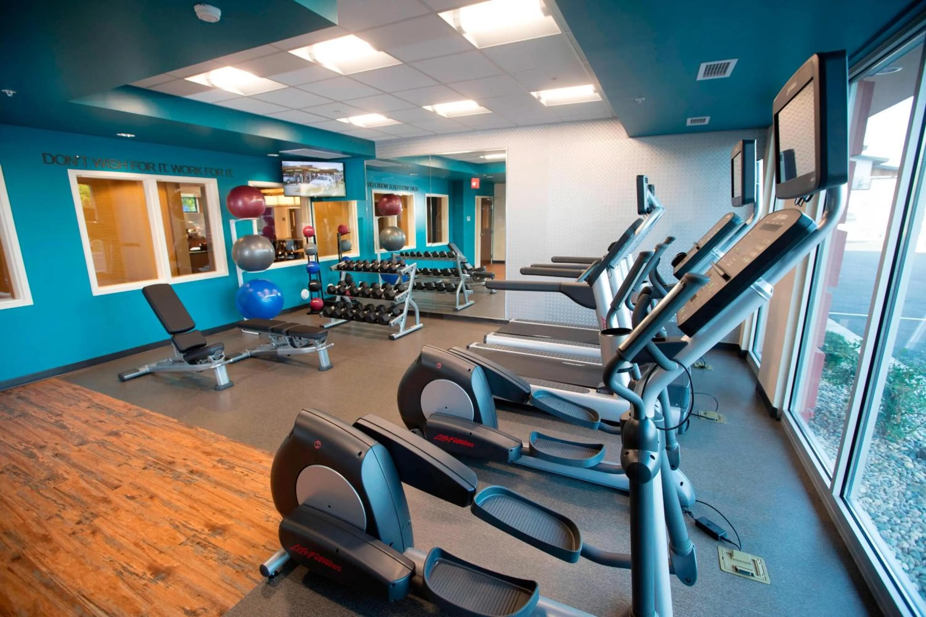 Fitness centre/facilities in Fairfield Inn & Suites by Marriott Detroit Lakes