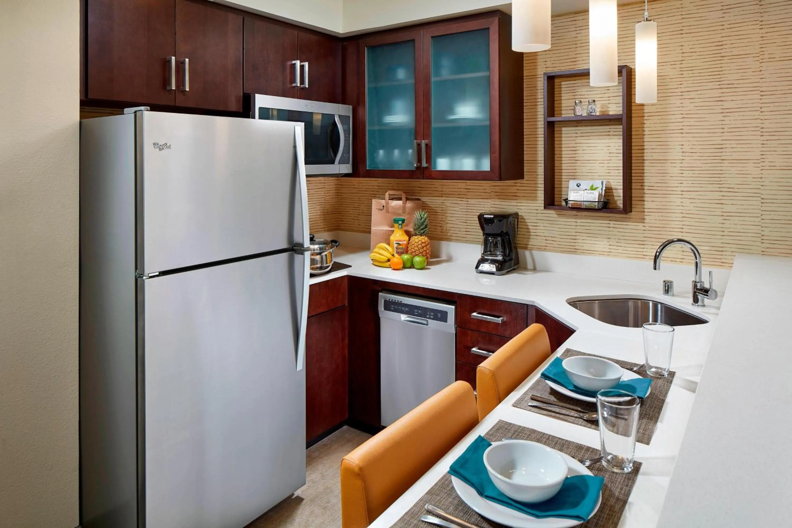 Kitchen or kitchenette in Residence Inn by Marriott San Diego Chula Vista