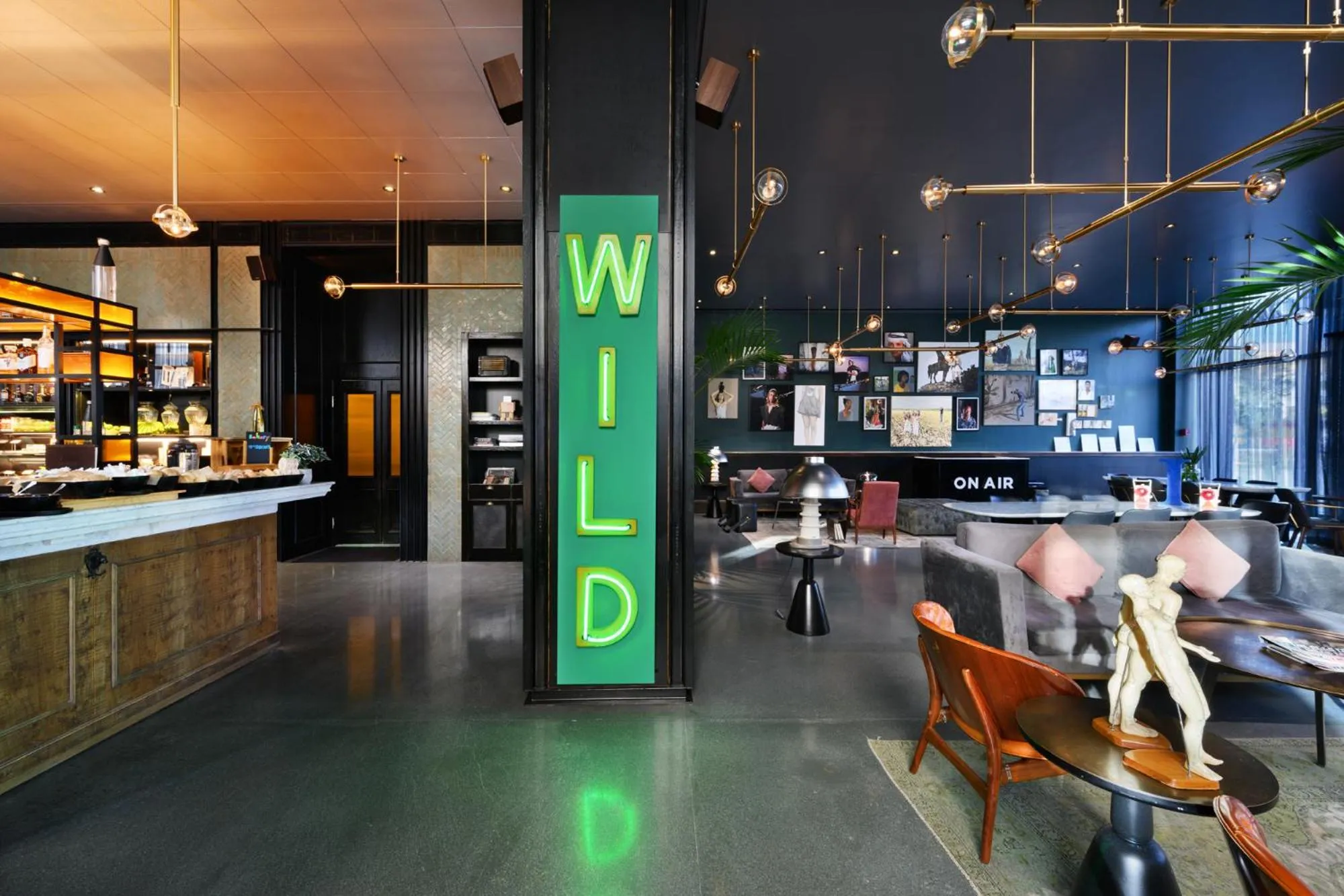 Restaurant/places to eat in Publica Isrotel, Autograph Collection