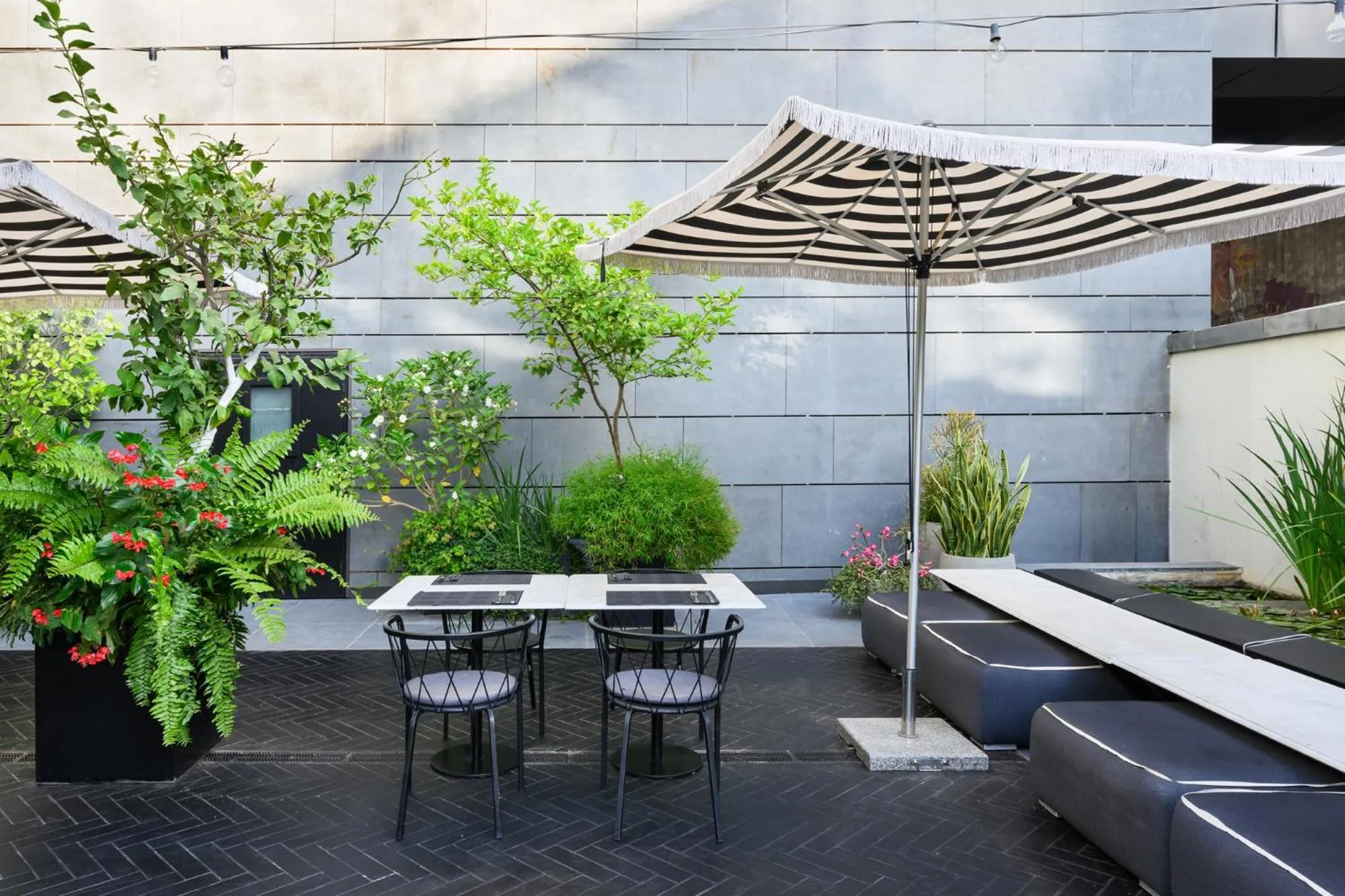 Breakfast in Publica Isrotel, Autograph Collection