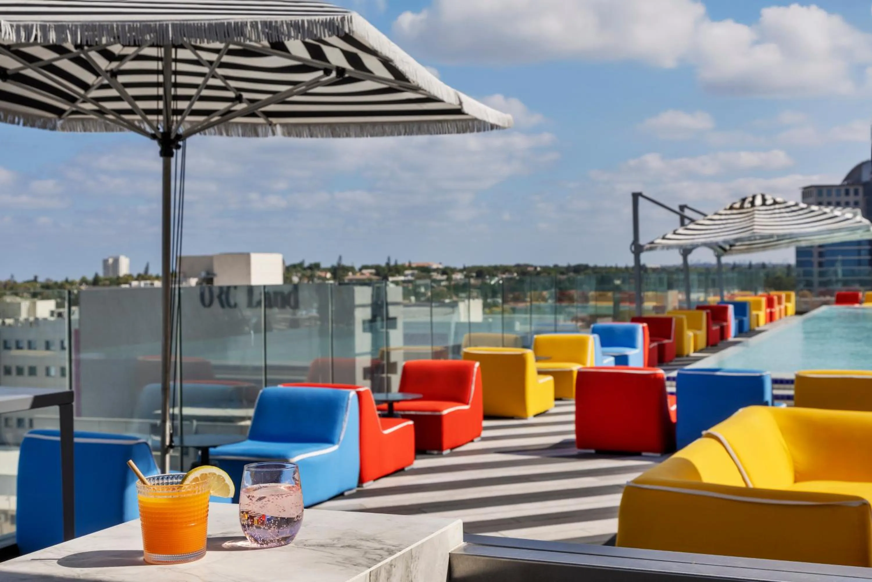 Seating area in Publica Isrotel, Autograph Collection