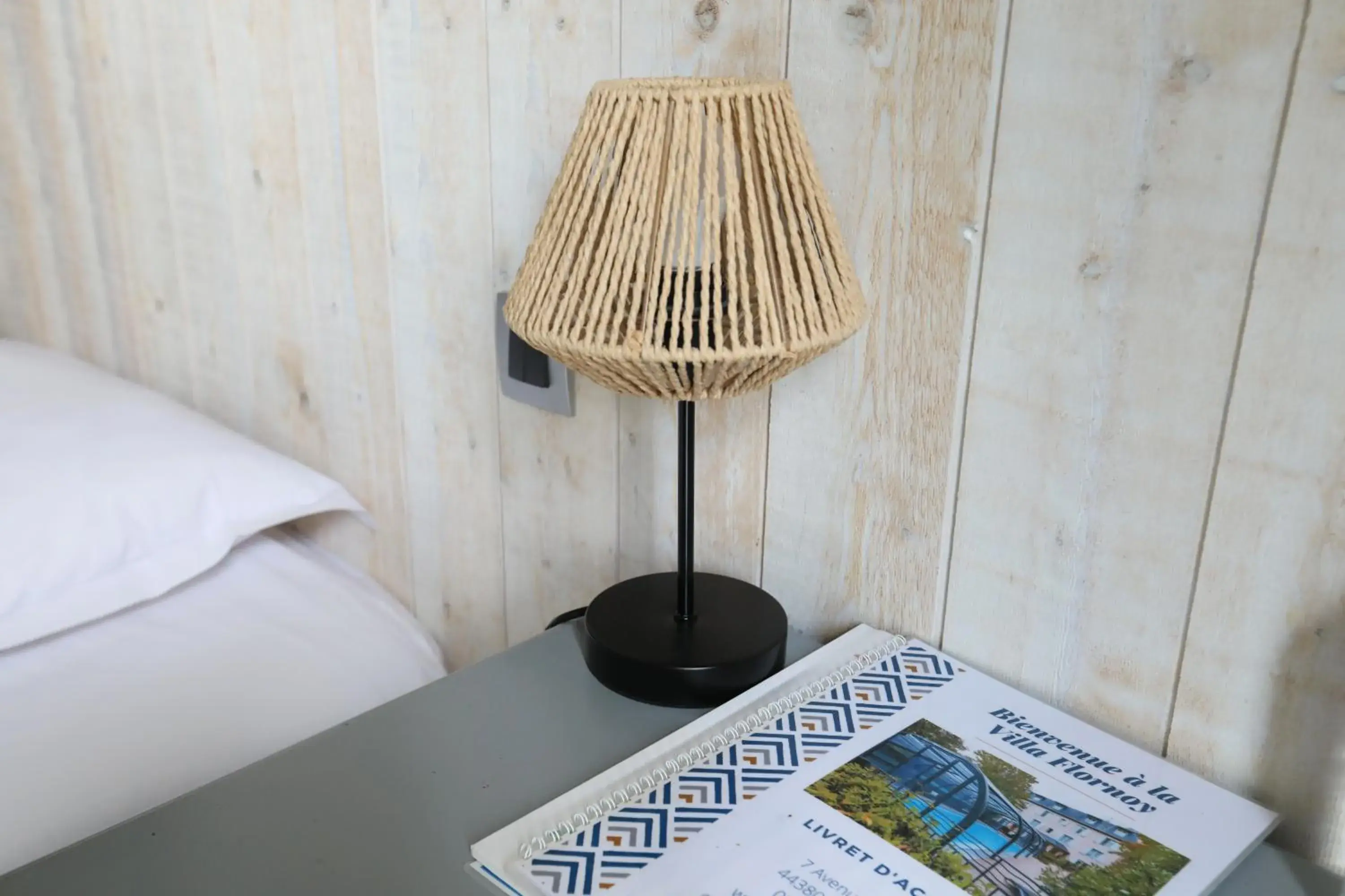 Bed in Hôtel Villa Flornoy Pornichet Baie de la Baule Bed in Hôtel Villa Flornoy Pornichet Baie de la Baule