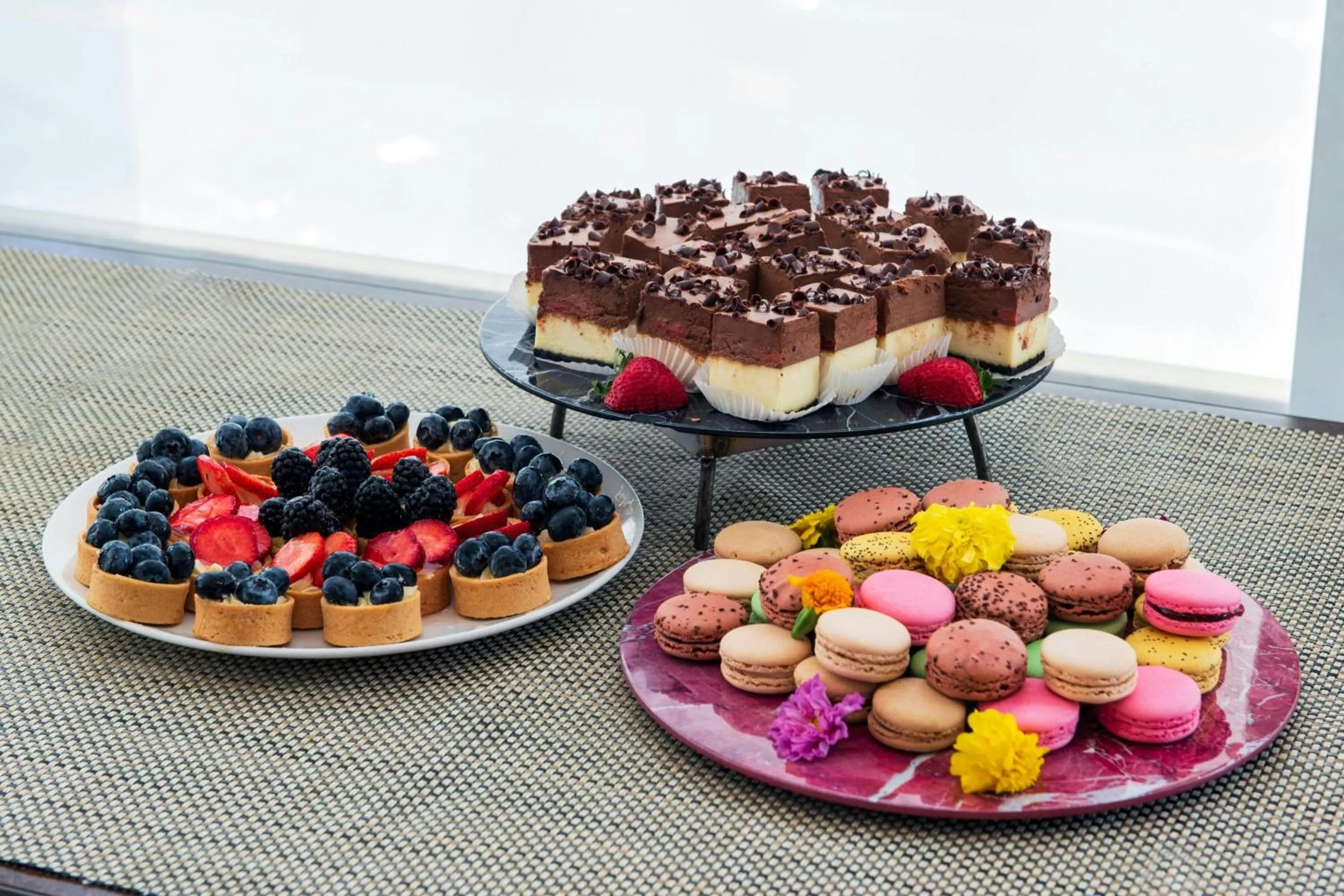 Restaurant/places to eat in New York Marriott at the Brooklyn Bridge