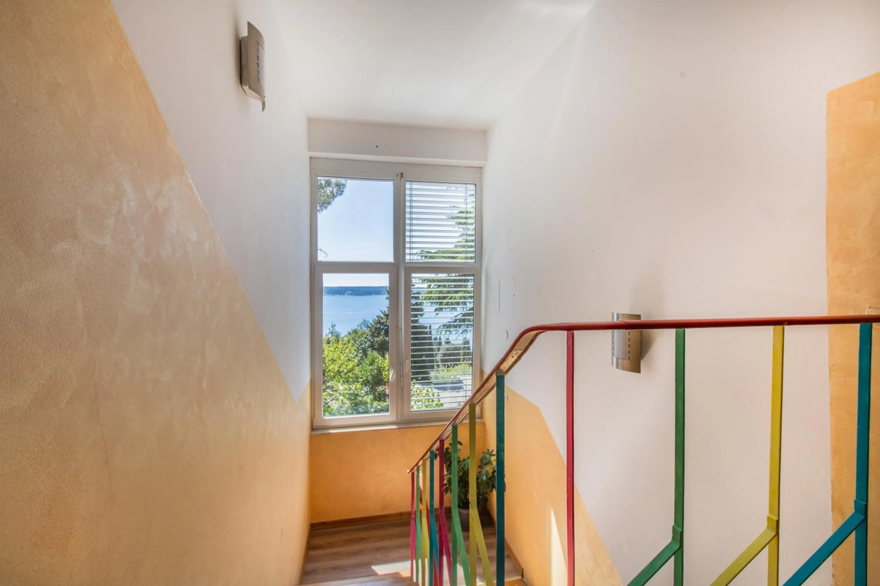 Maestral Residence