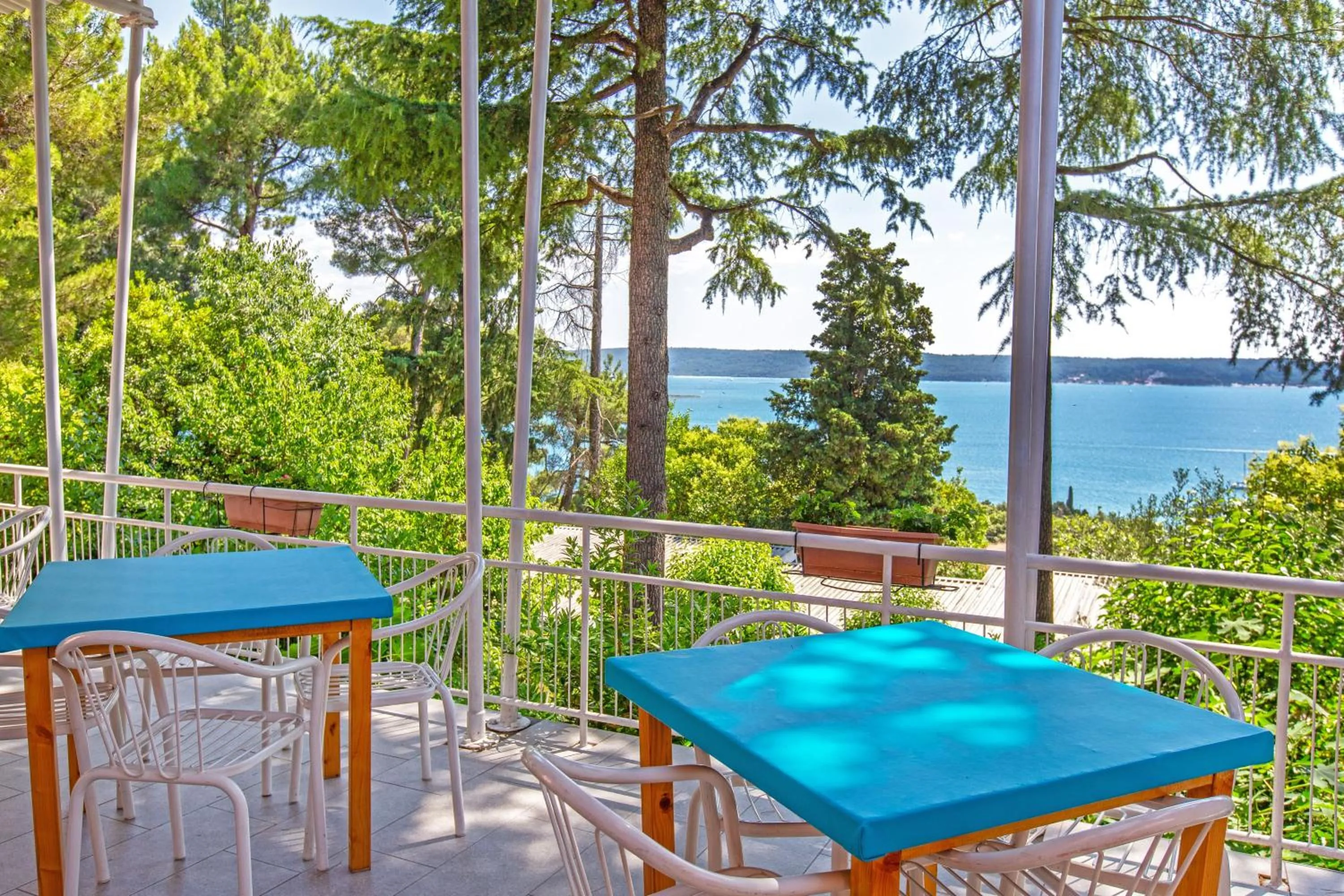 Summer in Maestral Residence