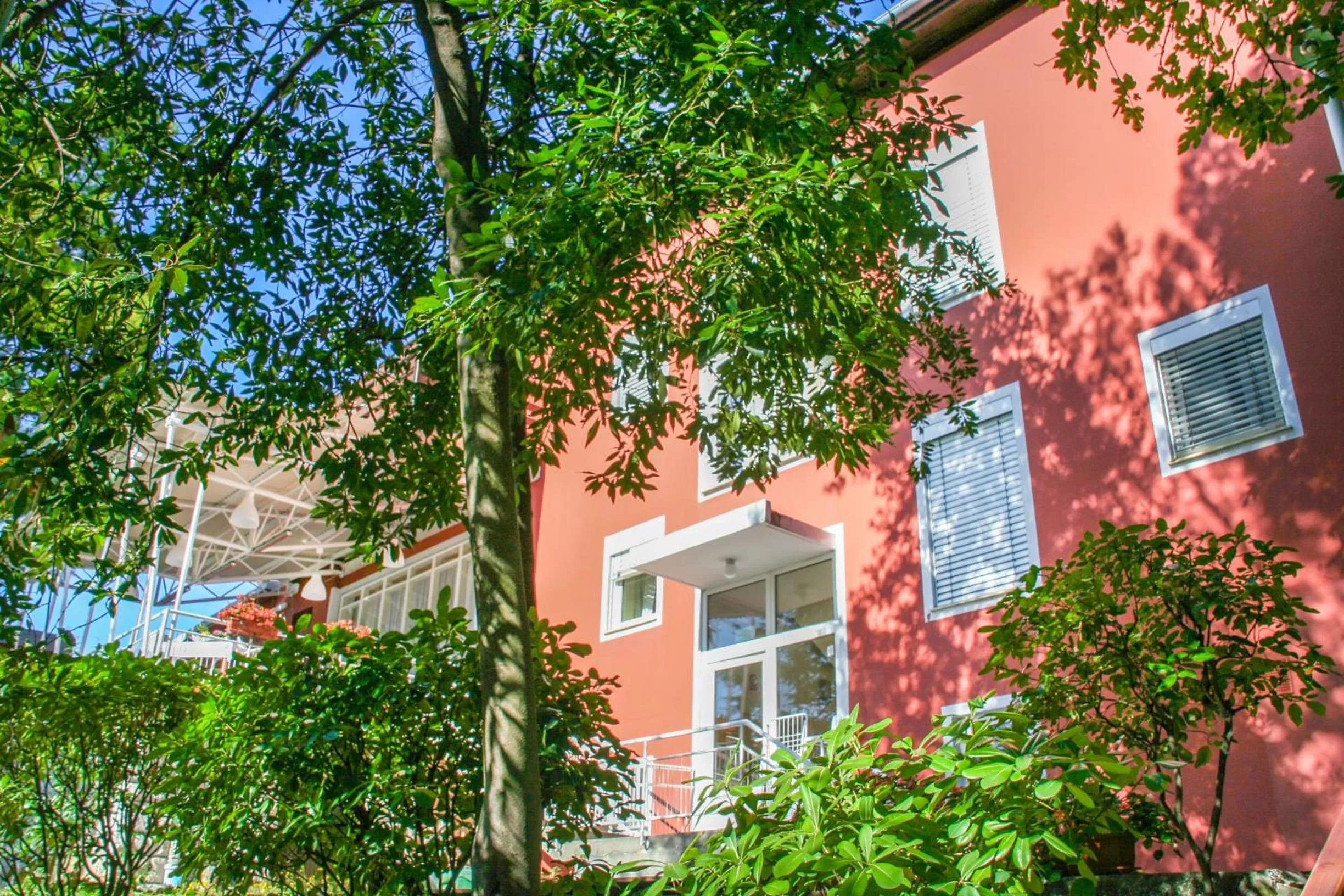 Property building in Maestral Residence