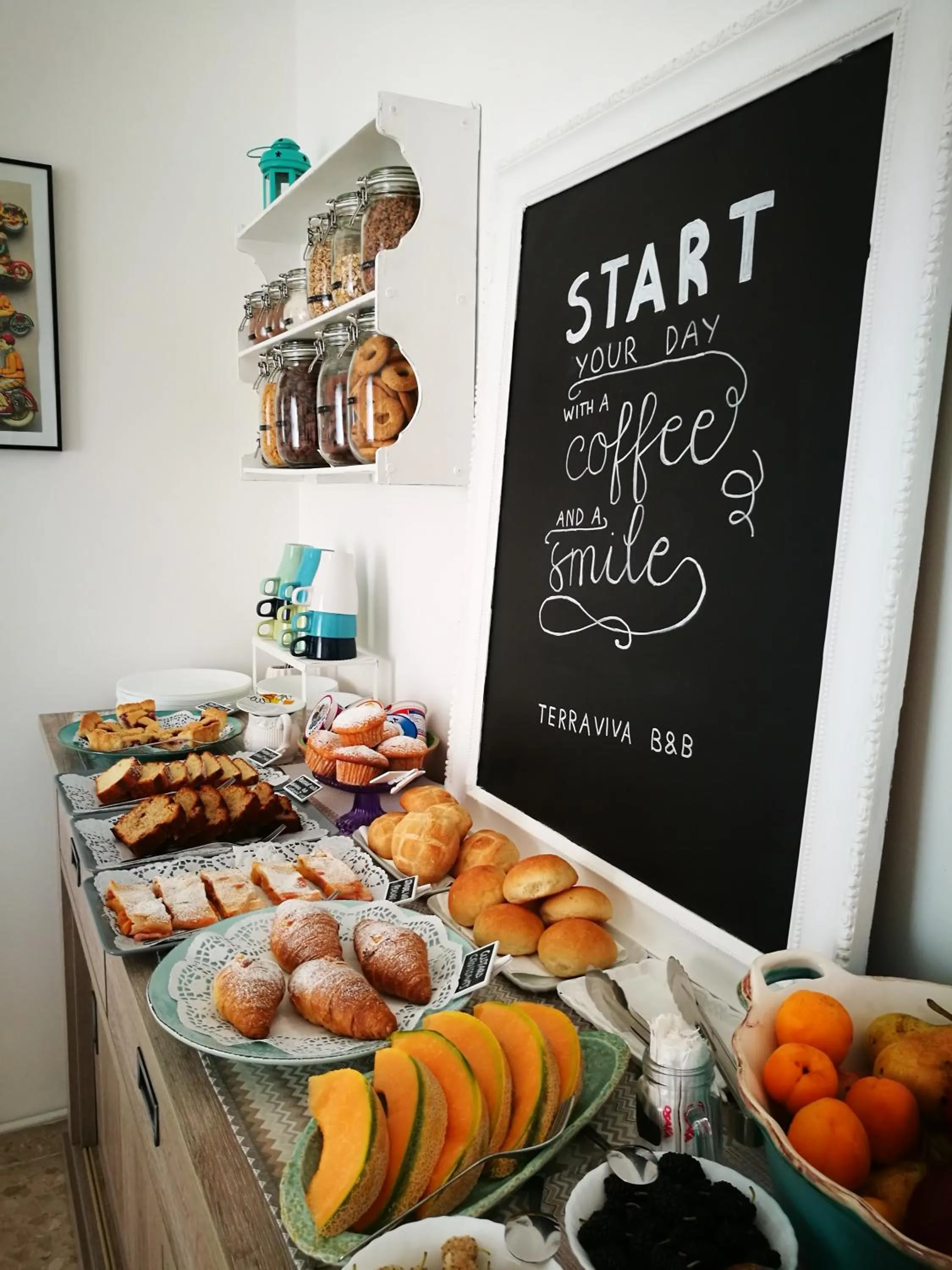 Buffet breakfast in TerraViva B&B