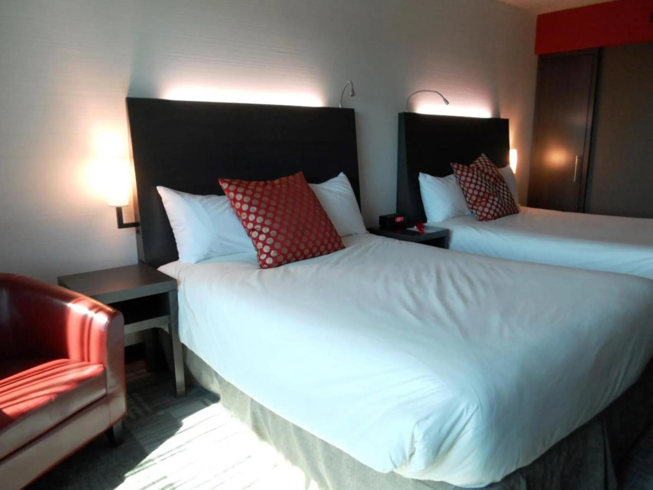 Bed in Grand Hotel Times Sherbrooke