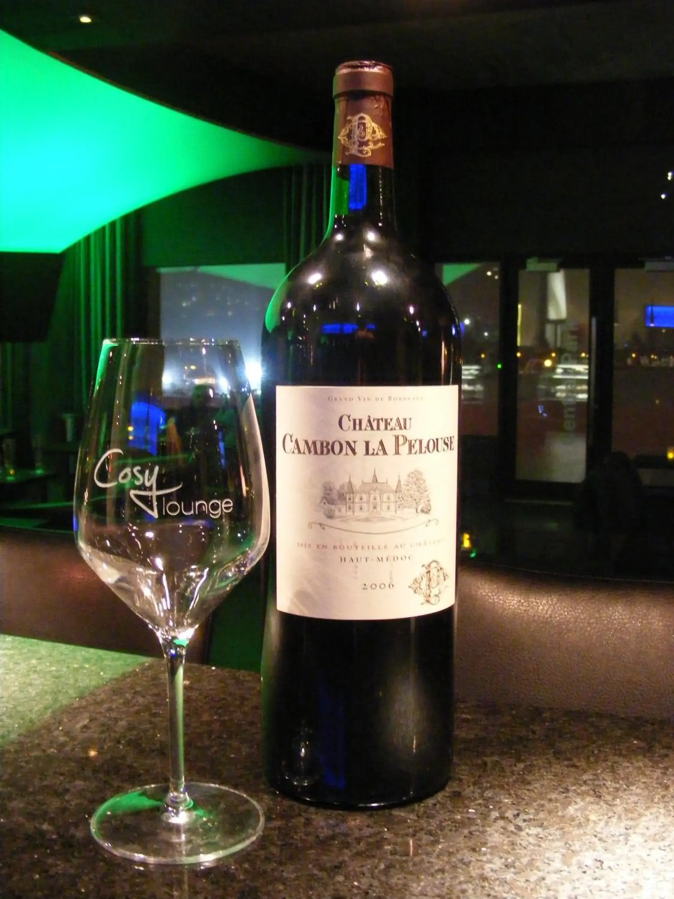 Lounge or bar in Grand Hotel Times Sherbrooke Lounge or bar in Grand Hotel Times Sherbrooke