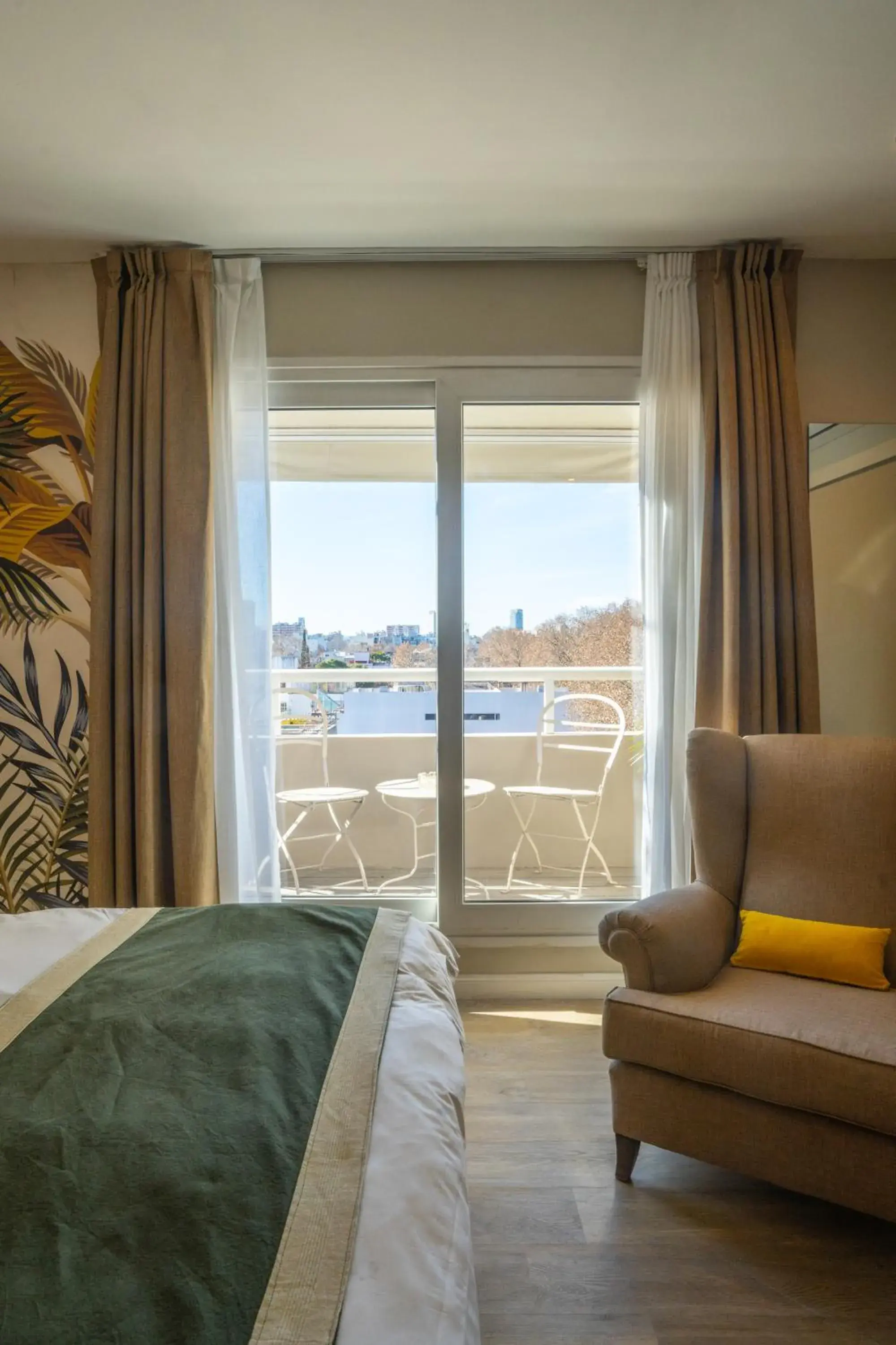 City view, Bed in Rendez Vous Hotel Buenos Aires City view, Bed in Rendez Vous Hotel Buenos Aires