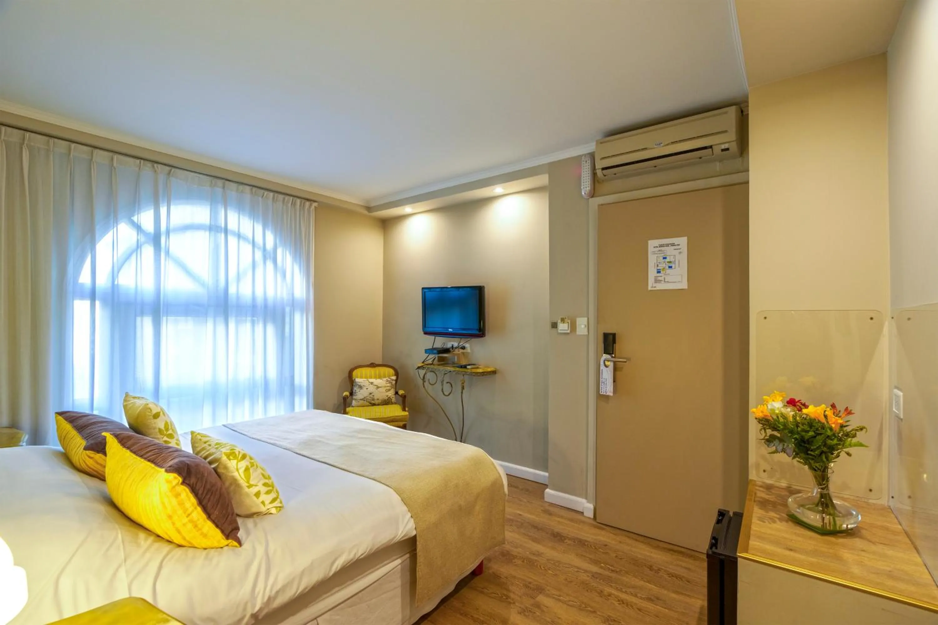 Bed in Rendez Vous Hotel Buenos Aires